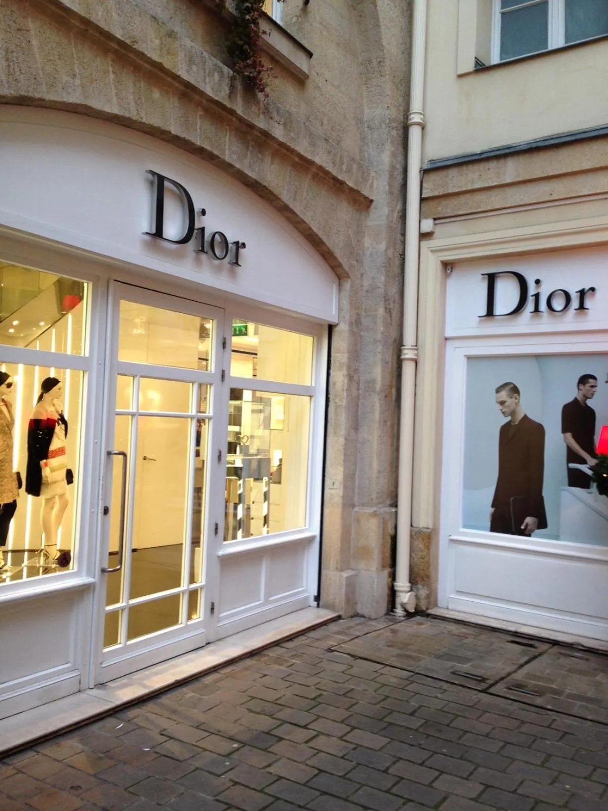 Shopping Area in HOTEL ALISON