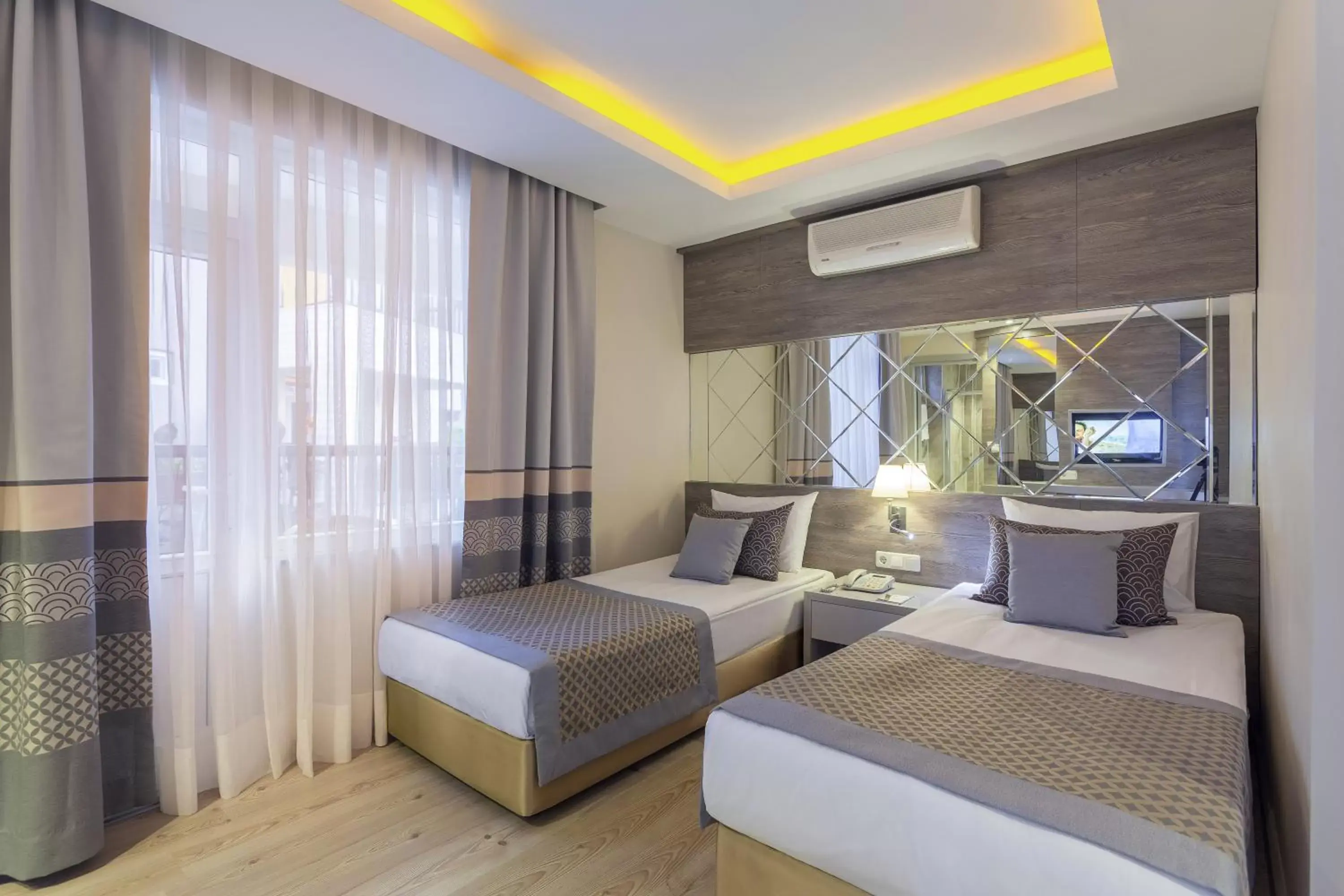 Park Villa Family Room With Two Bedrooms in Hotel Turan Prince - Ex Sentido Turan Prince