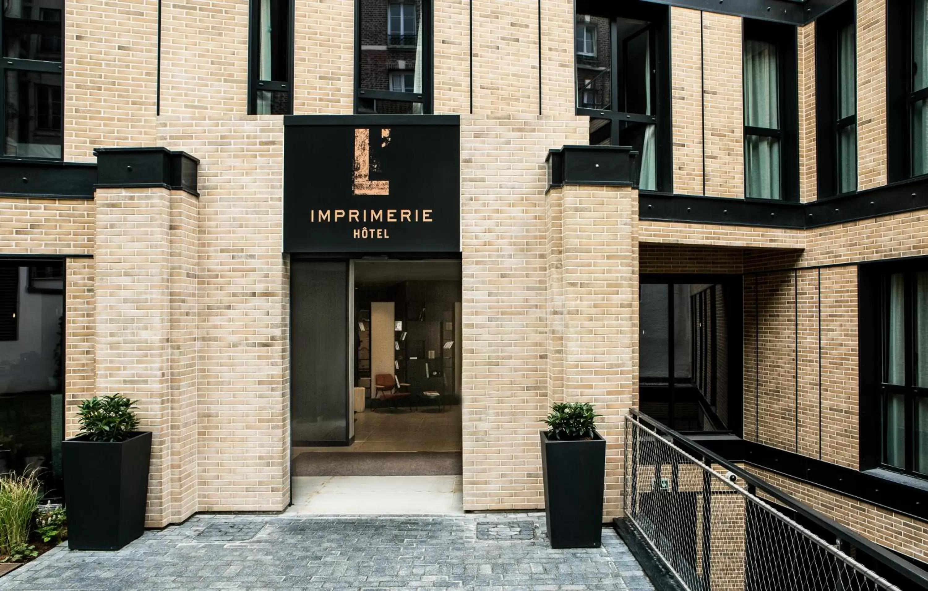 Facade/entrance in L'Imprimerie Hôtel