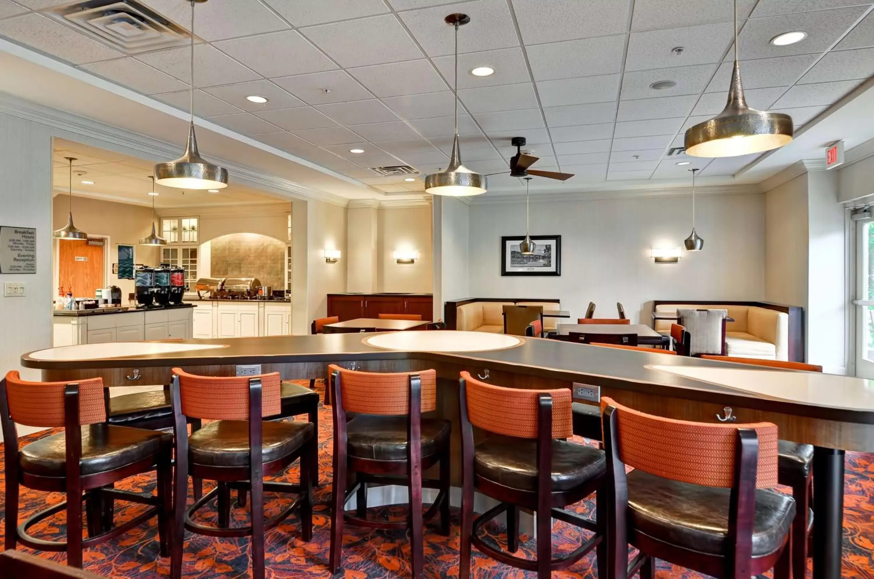 Lobby or reception, Lounge/Bar in Homewood Suites by Hilton Boston Cambridge-Arlington, MA