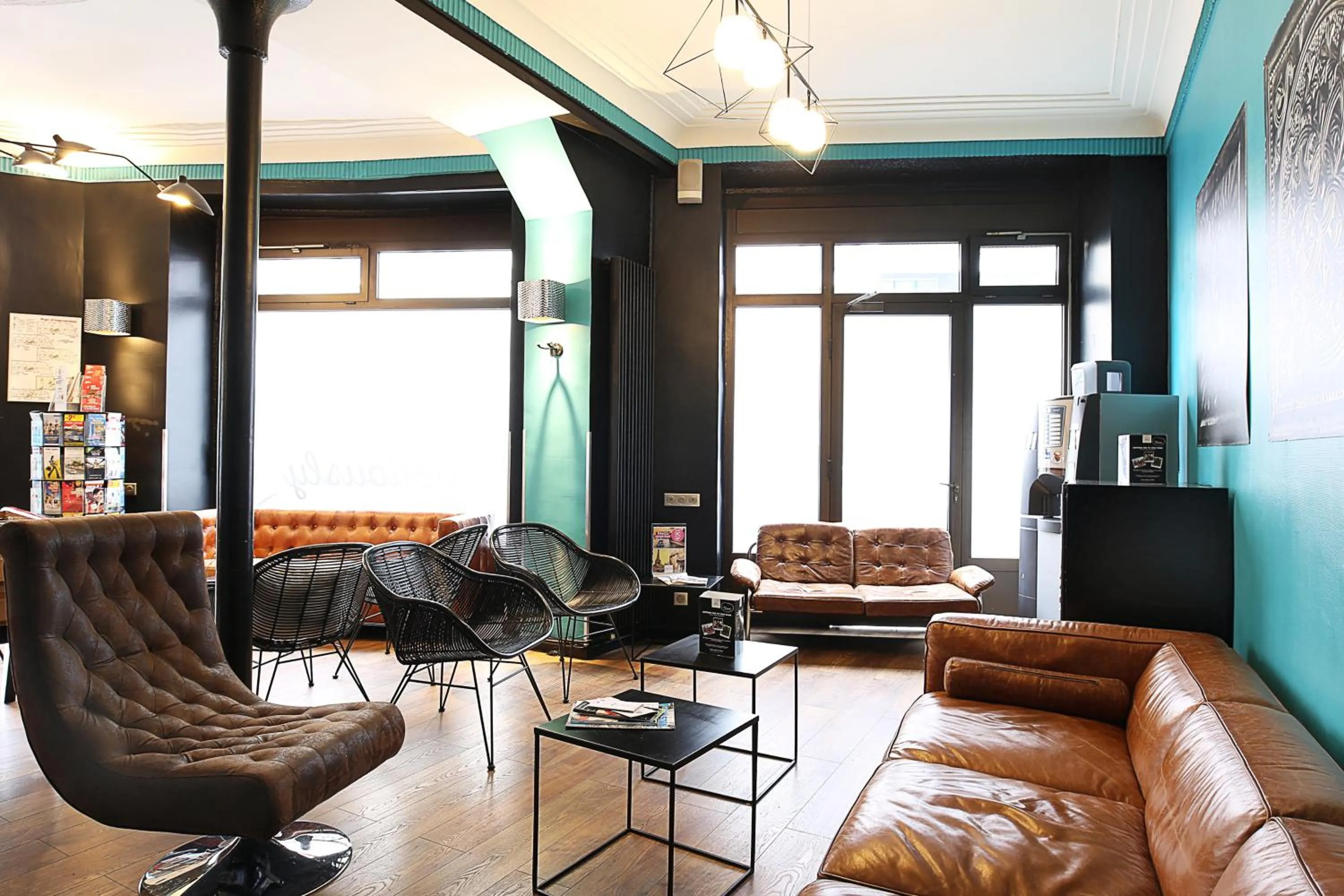 On site in Arty Paris Porte de Versailles by River