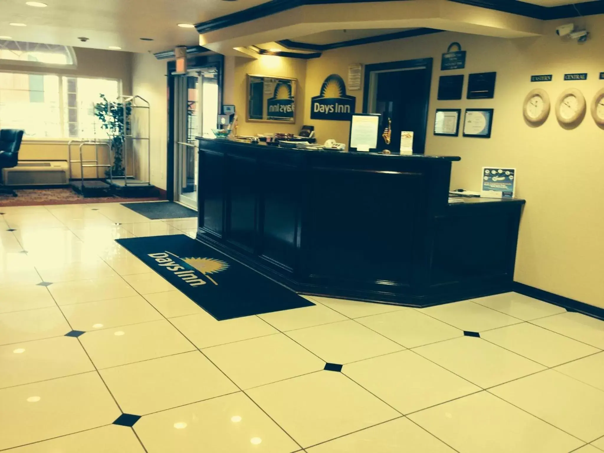 Lobby/Reception in Quality Inn