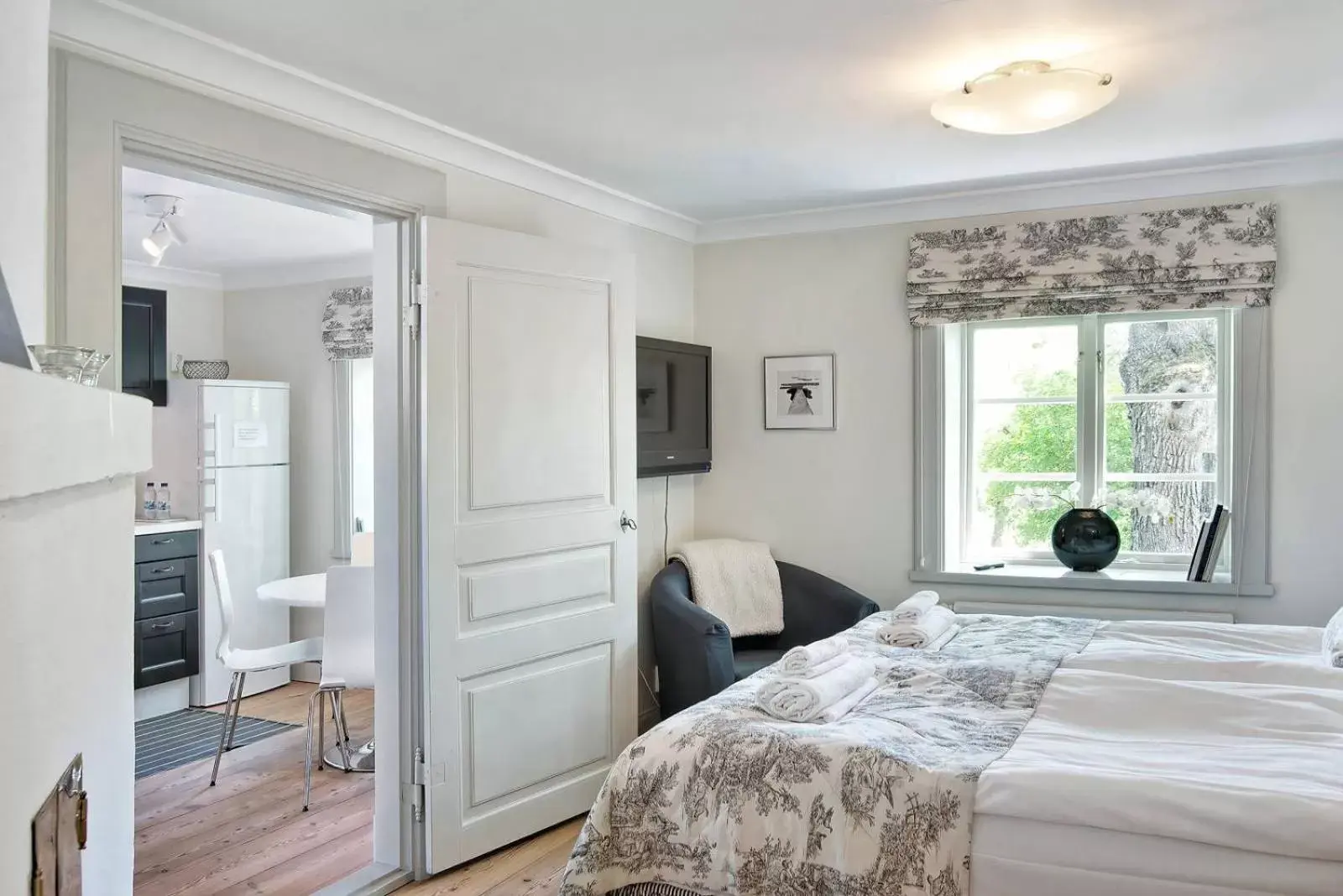 Deluxe Suite in Östa Gård Boutique Bed and Breakfast Deluxe Suite in Östa Gård Boutique Bed and Breakfast