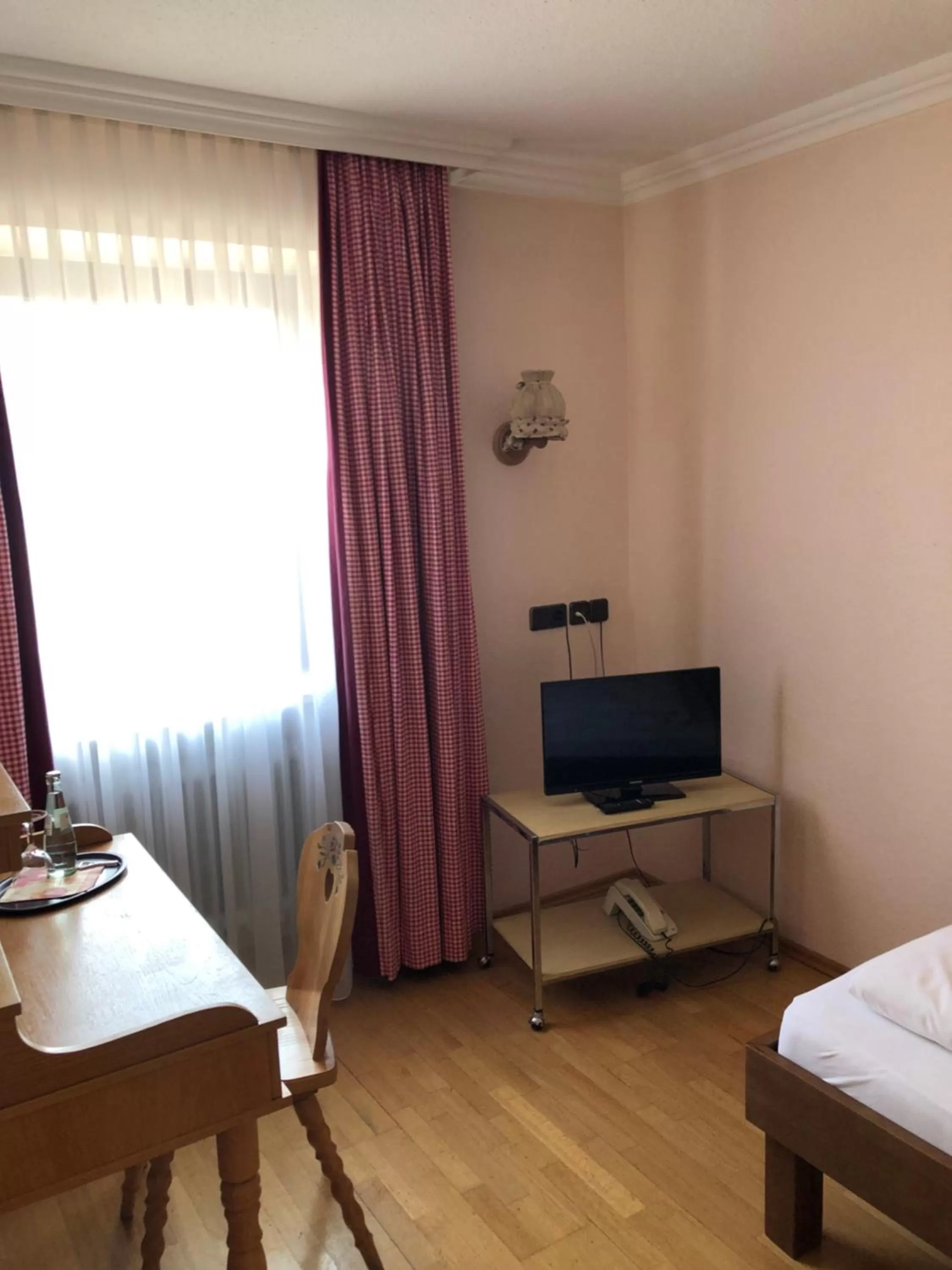 Bed in Hotel Pflieger