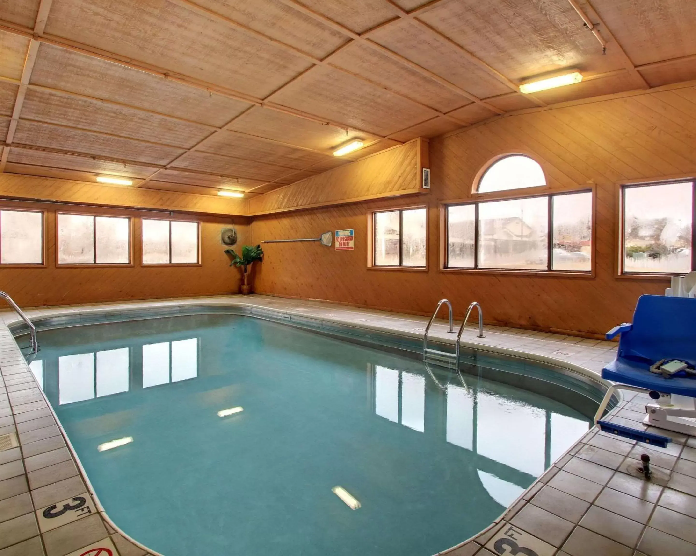 On site, Swimming Pool in Quality Inn Indianola