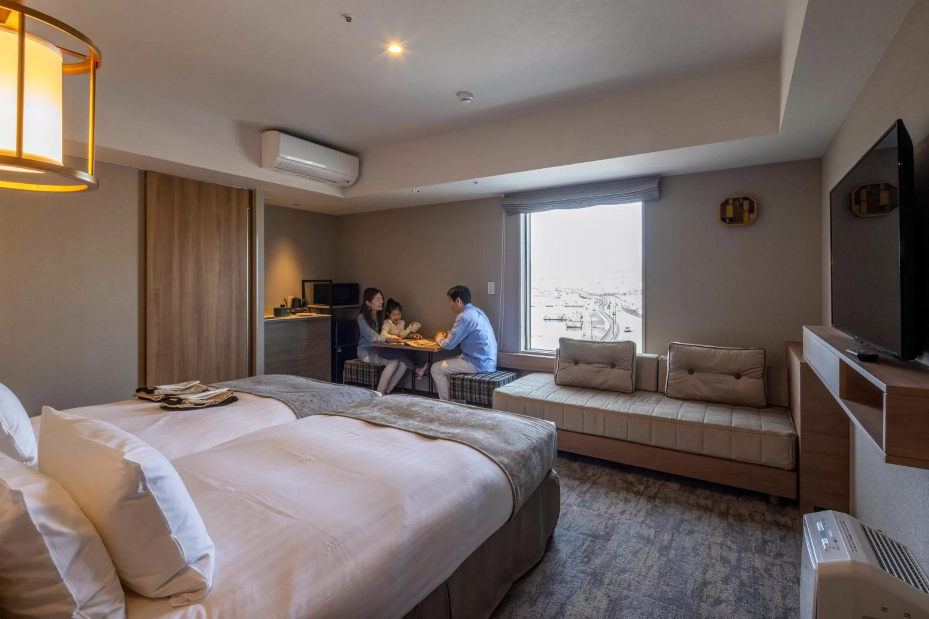 Bed in Tokyu Stay Hakodate Asaichi Akarinoyu