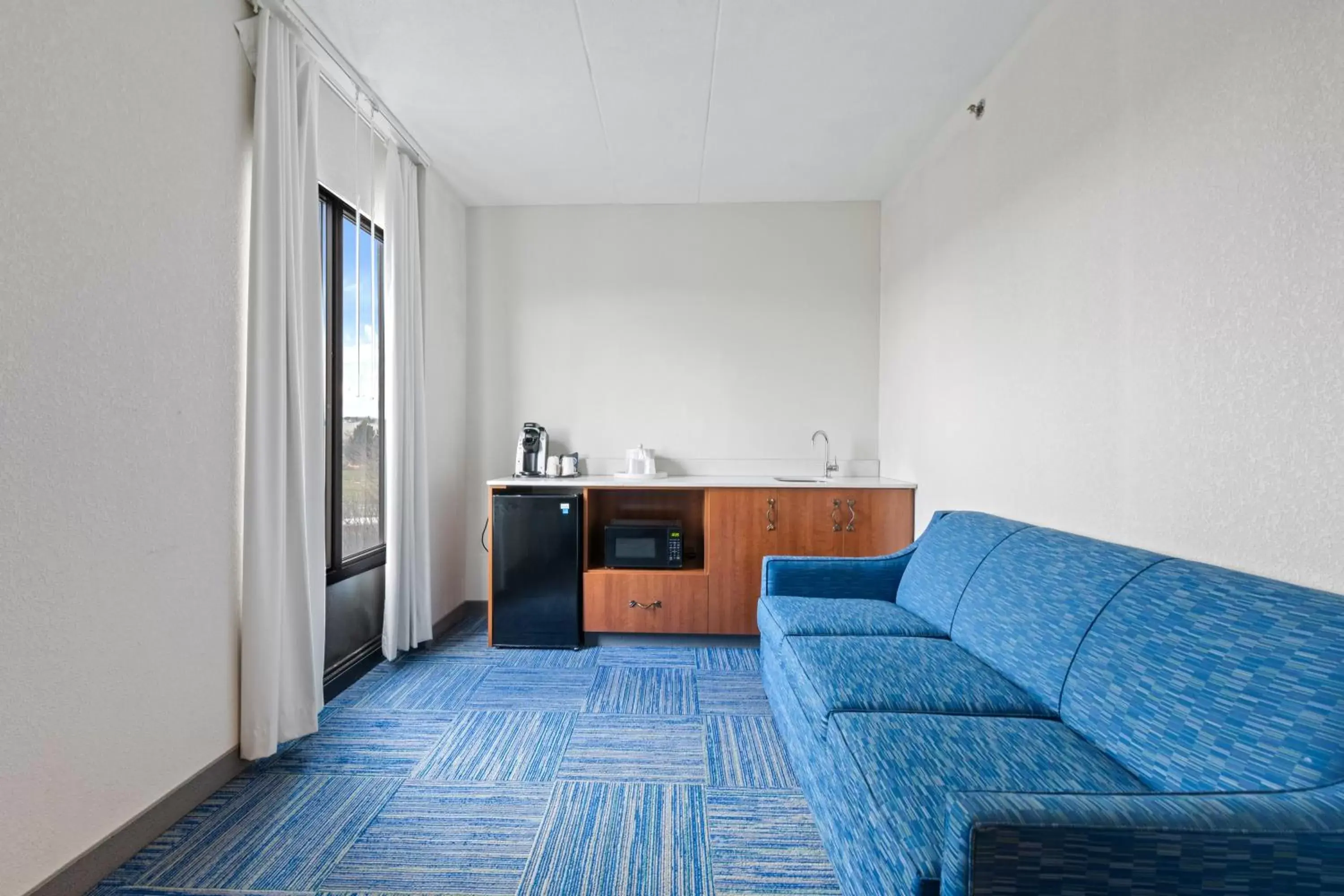 Seating area in Allentown Park Hotel, Ascend Hotel Collection