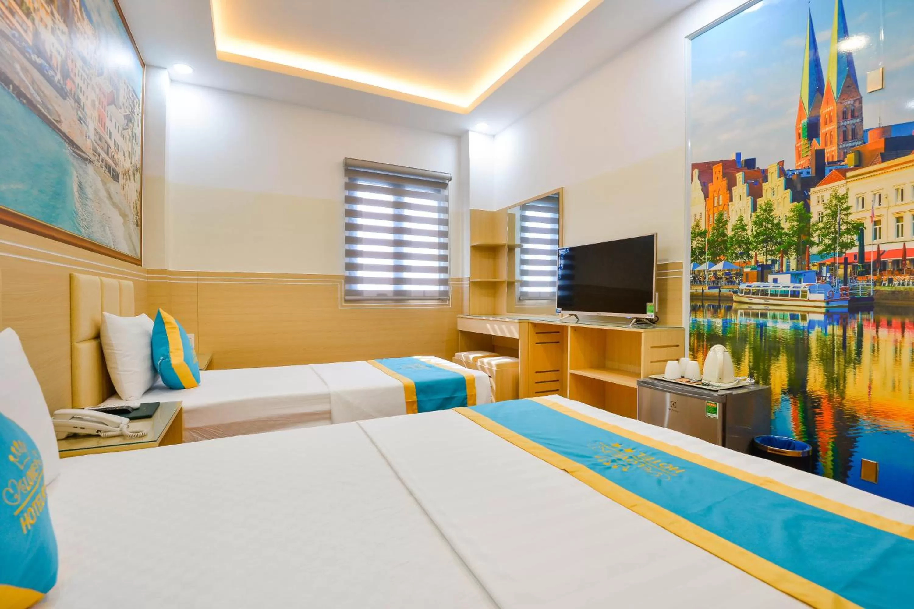 TV and multimedia, Bed in Love Hotel Airport