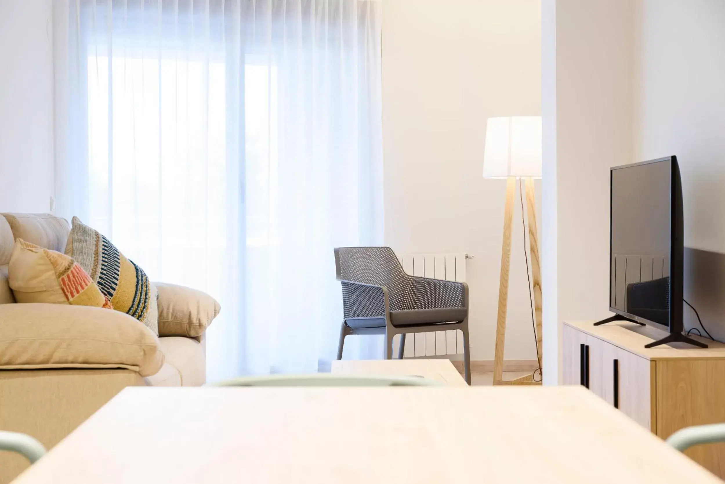 Living room, Seating Area in APARTHOTEL SALBURUA