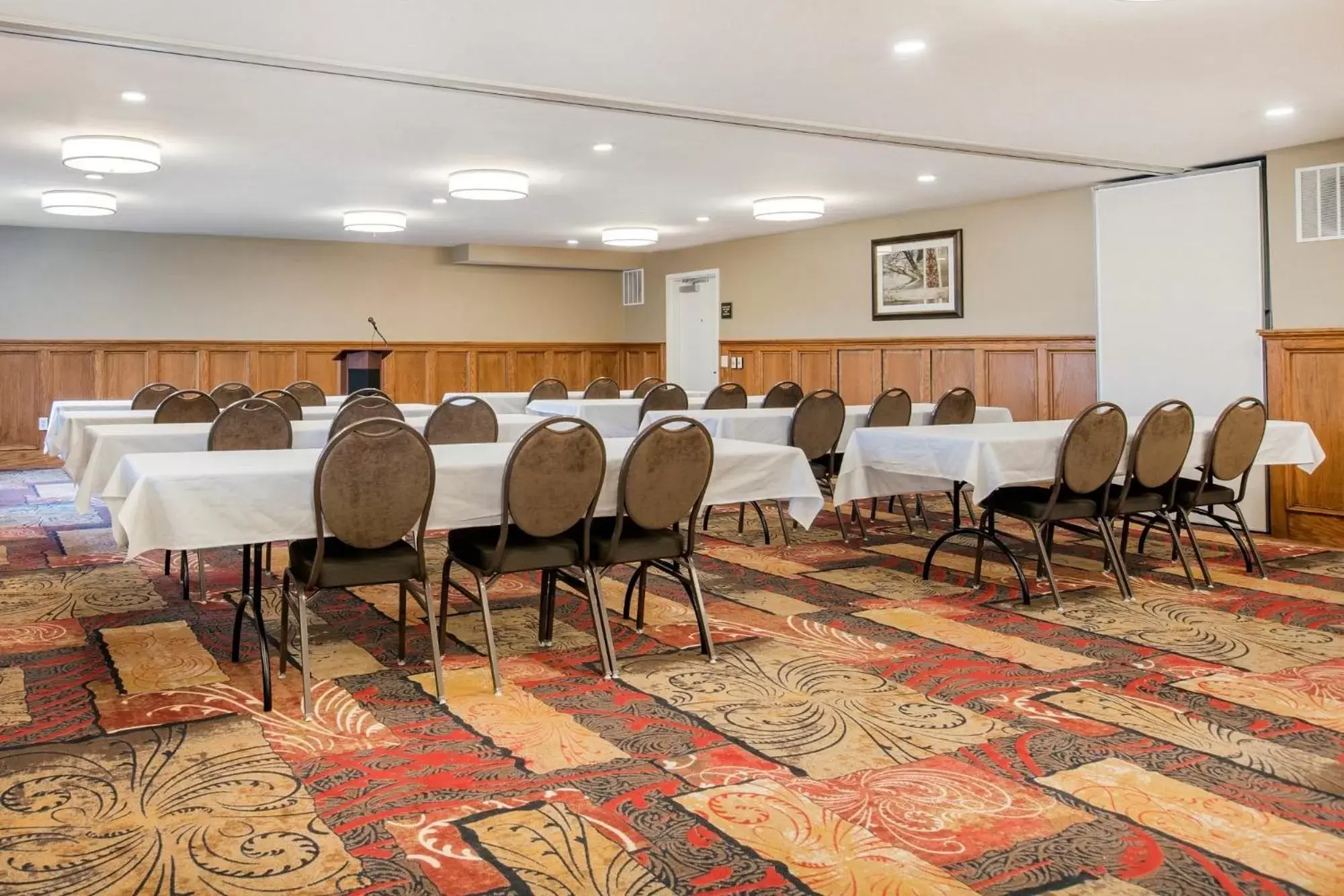 Meeting/conference room in Country Inn & Suites by Radisson, Grandville-Grand Rapids West, MI