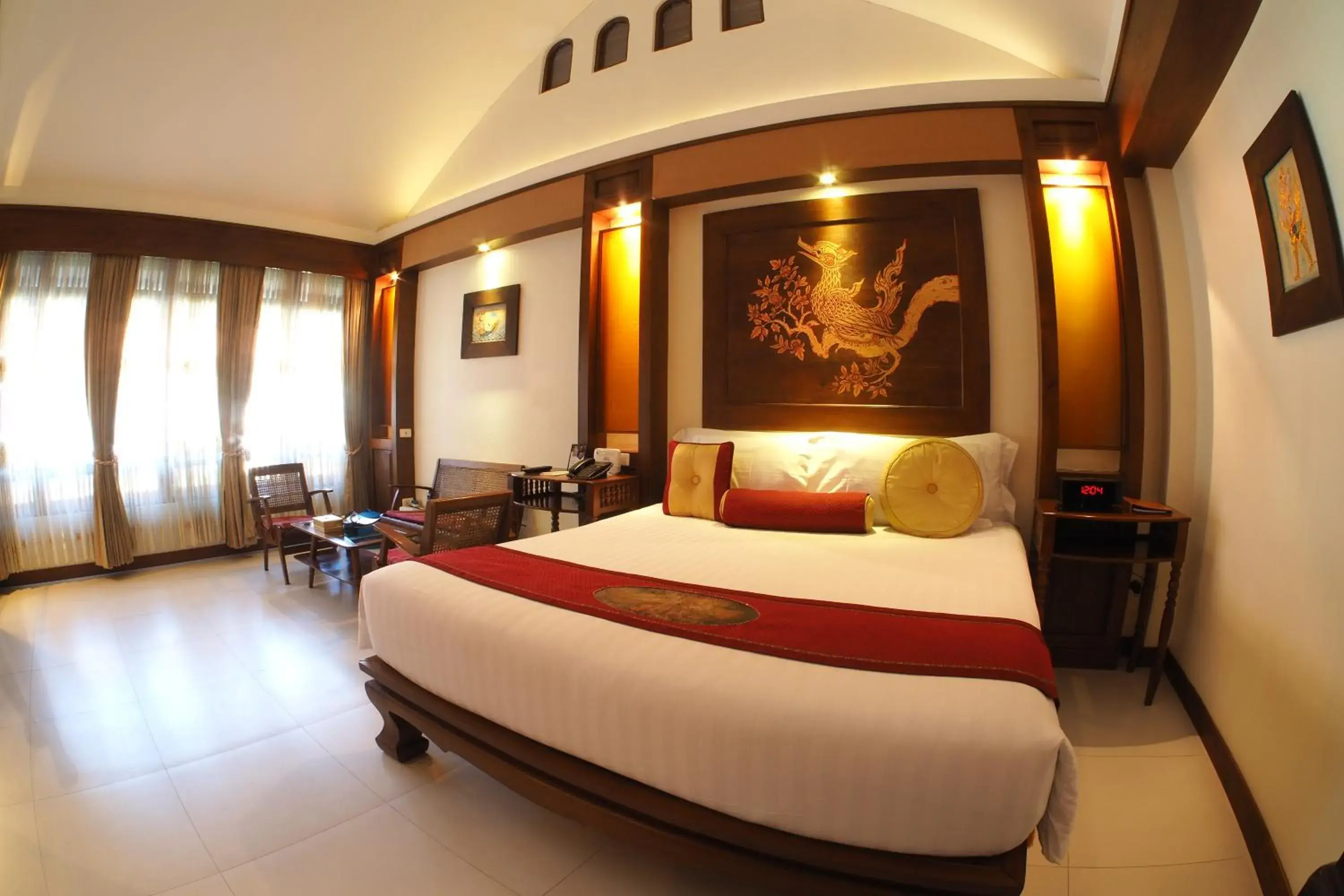 Bed in Kodchasri Thani Hotel
