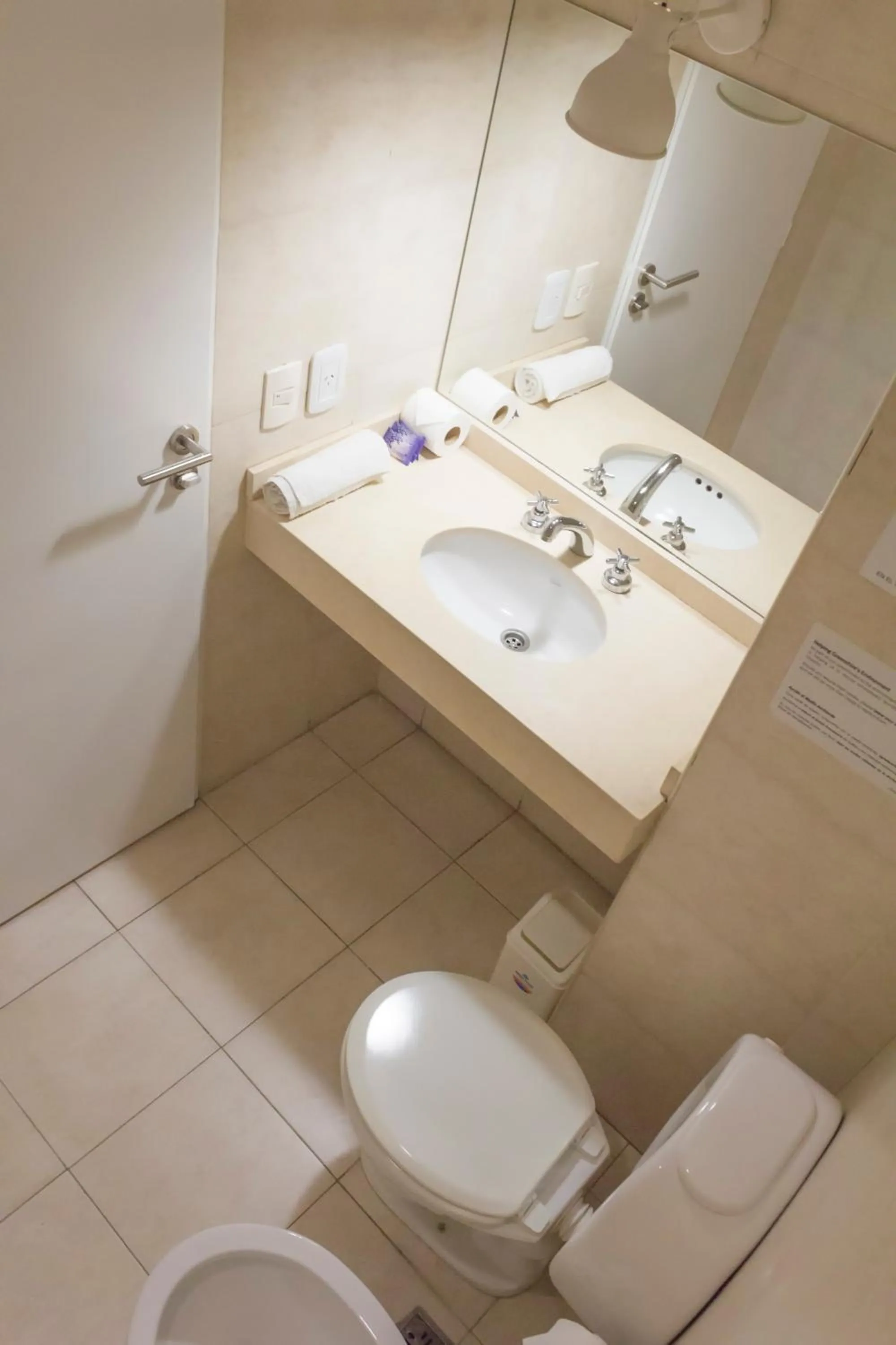 Bathroom in Circus Hostel