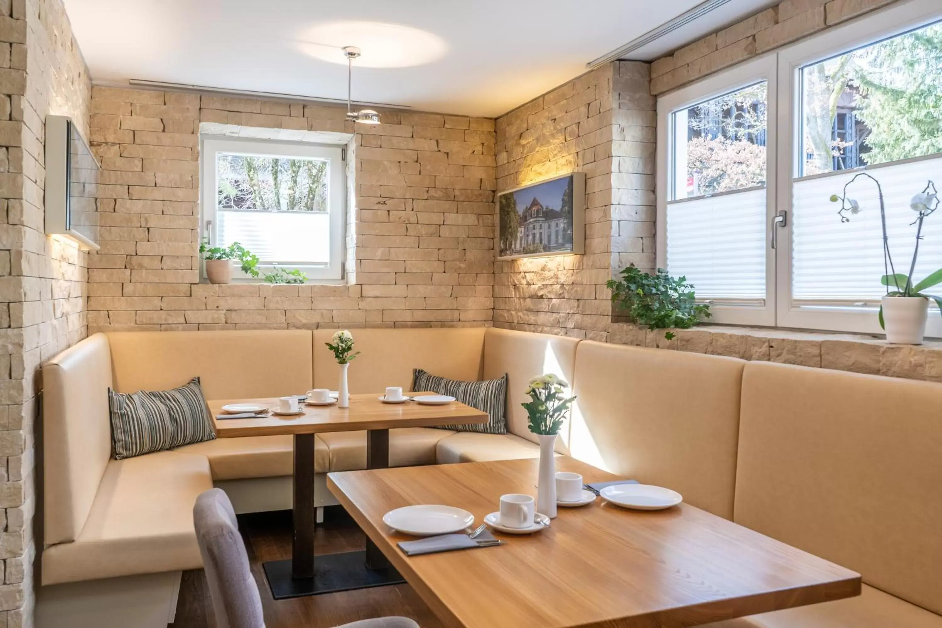 Breakfast, Seating Area in Galerie Hotel