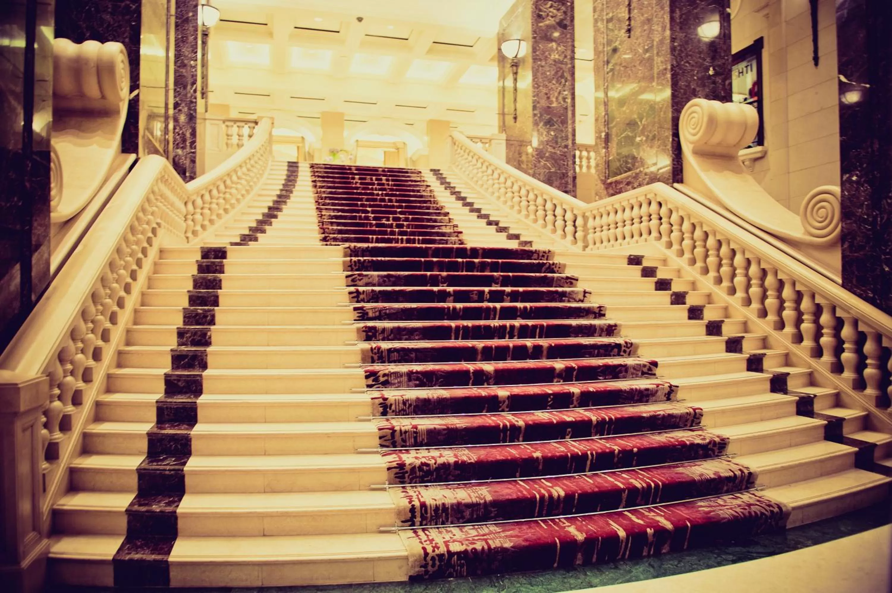 Property building in InterContinental Phoenicia Beirut by IHG