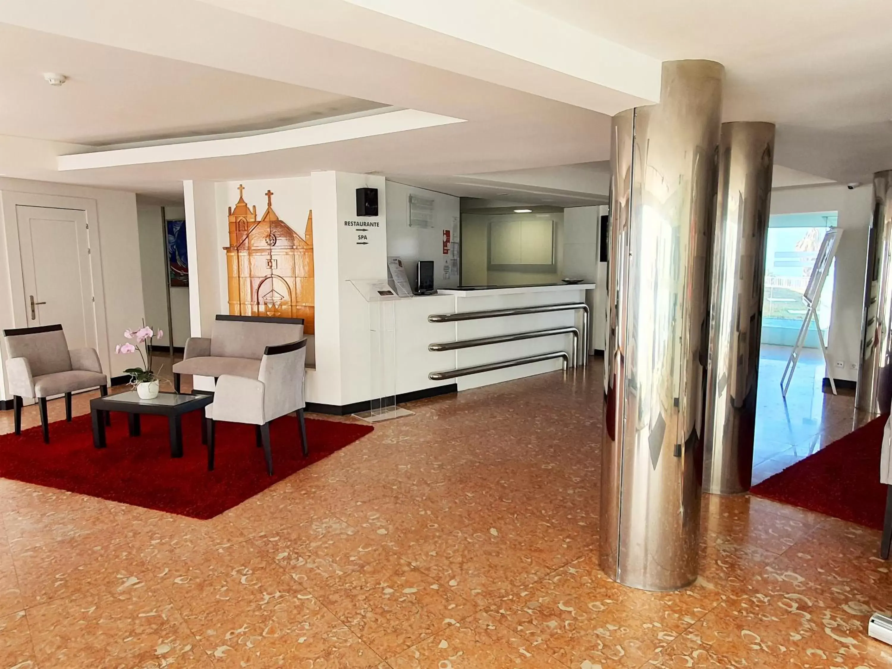 Lobby or reception in Miramar Hotel Spa & Apartments