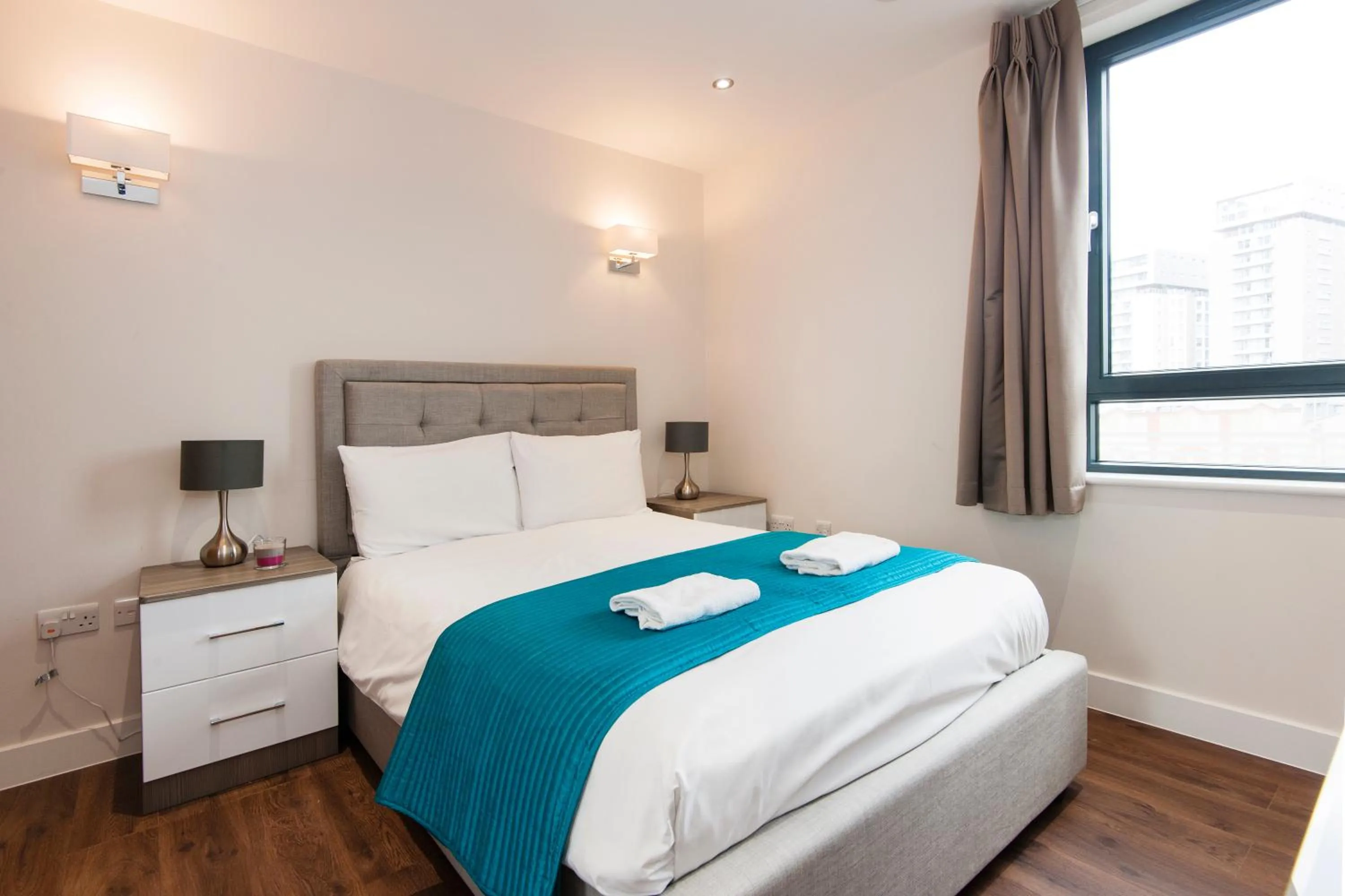 Bed in Twyne House Apartments