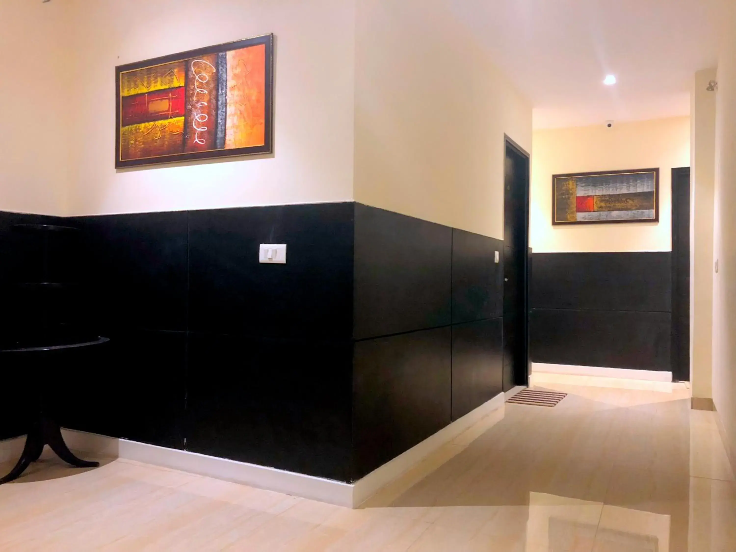 Floor plan, Bathroom in Solitaire Hotel