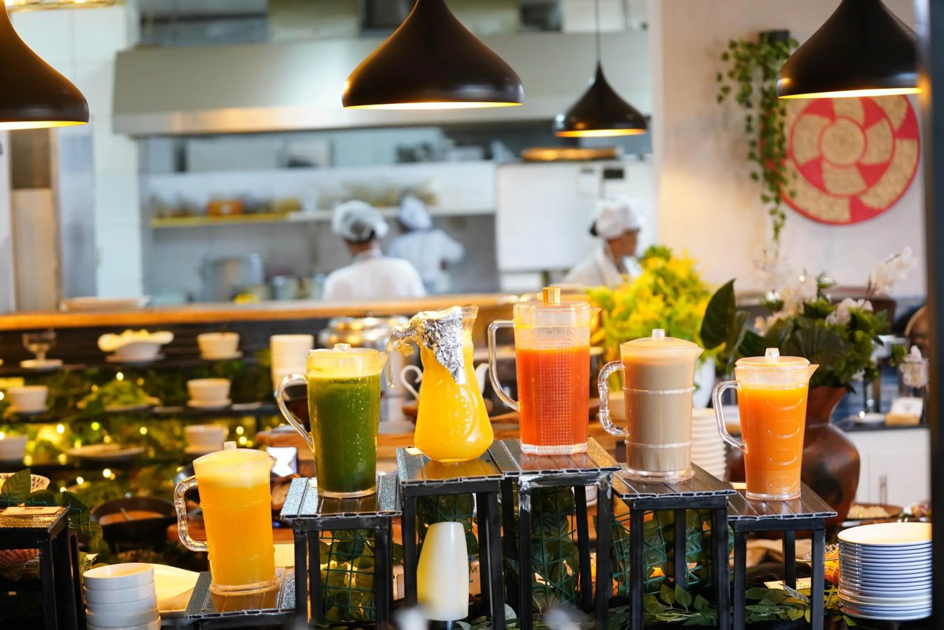 Restaurant/places to eat in Mado Hotel