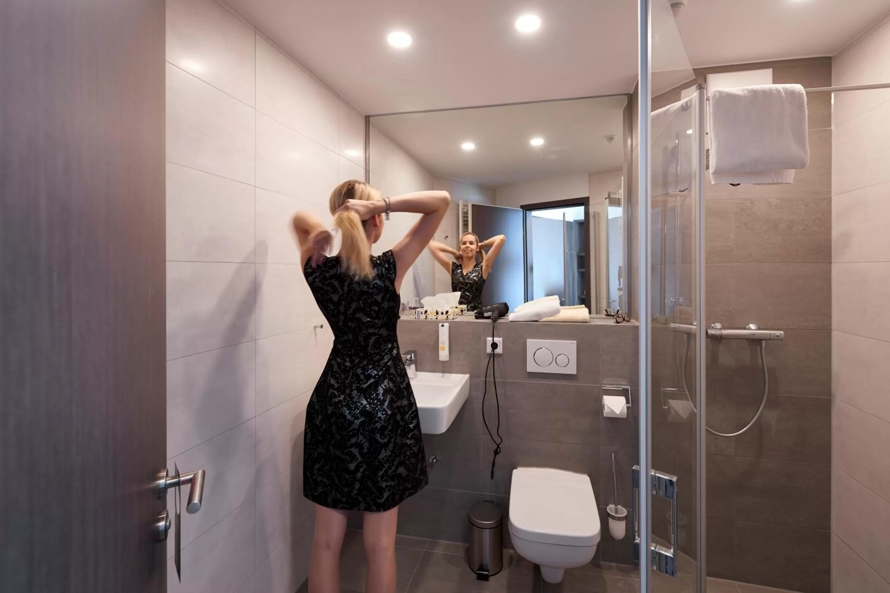 Bathroom in Hotel Mühlenhof Lollar