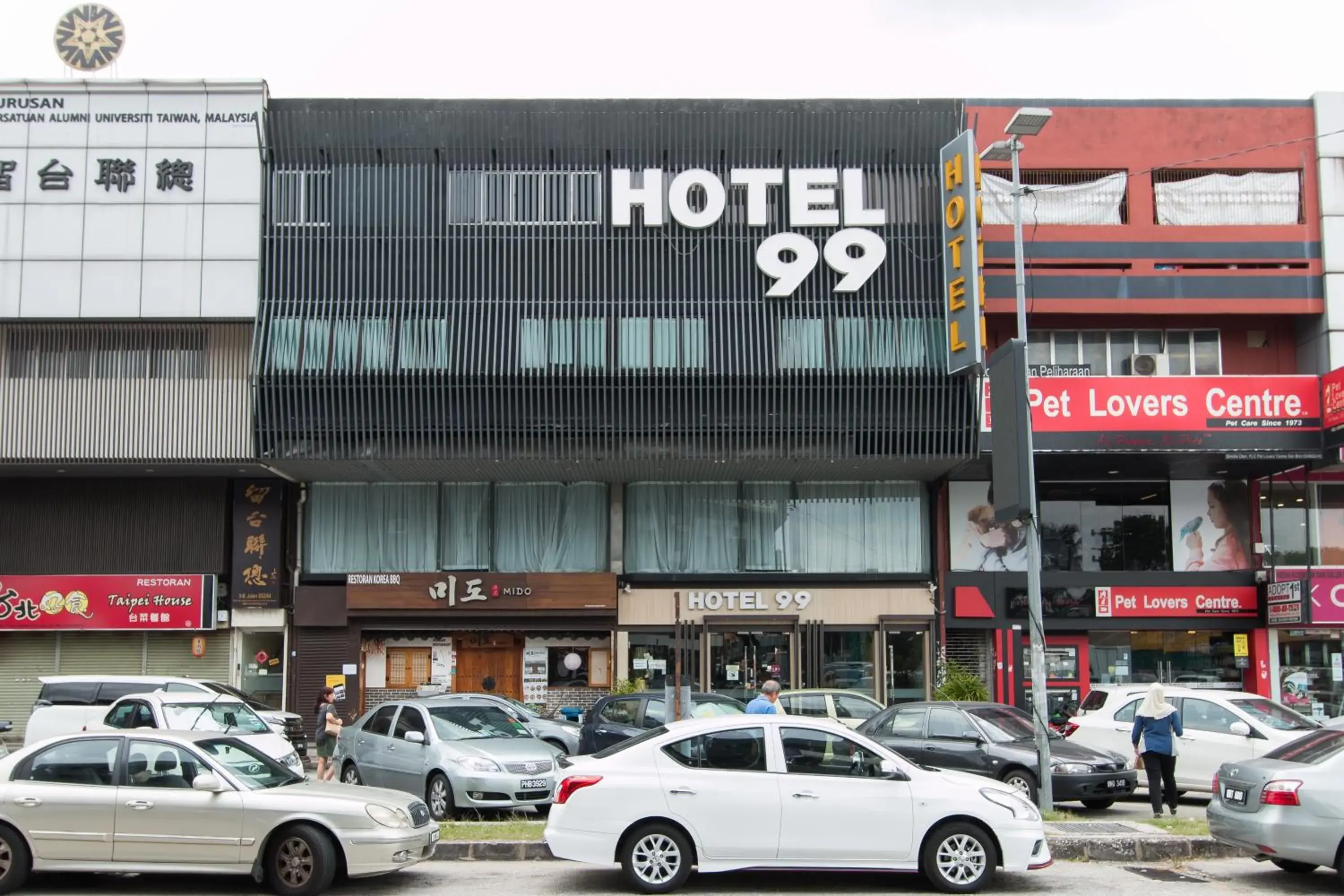 Property Building in Hotel 99 SS2 Petaling Jaya