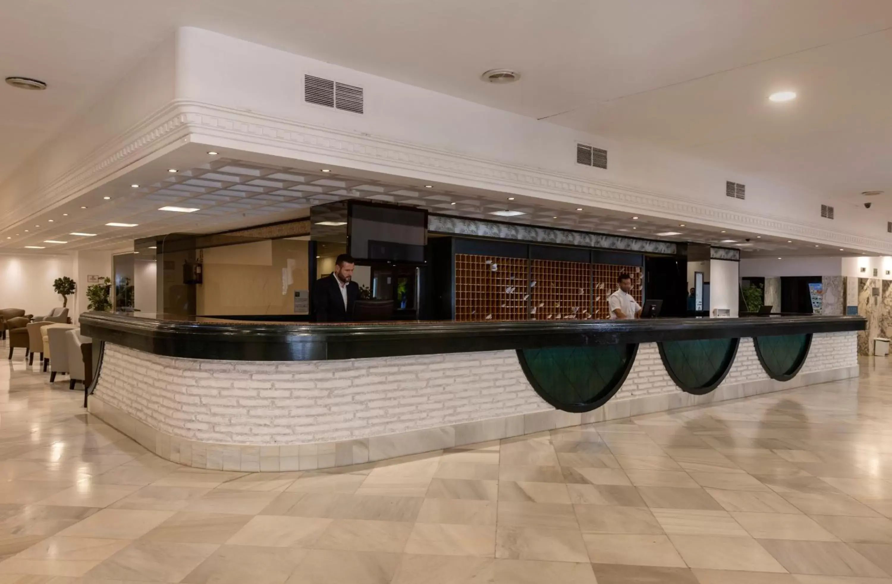 Lobby or reception, Lobby/Reception in Las Palmeras Affiliated by FERGUS