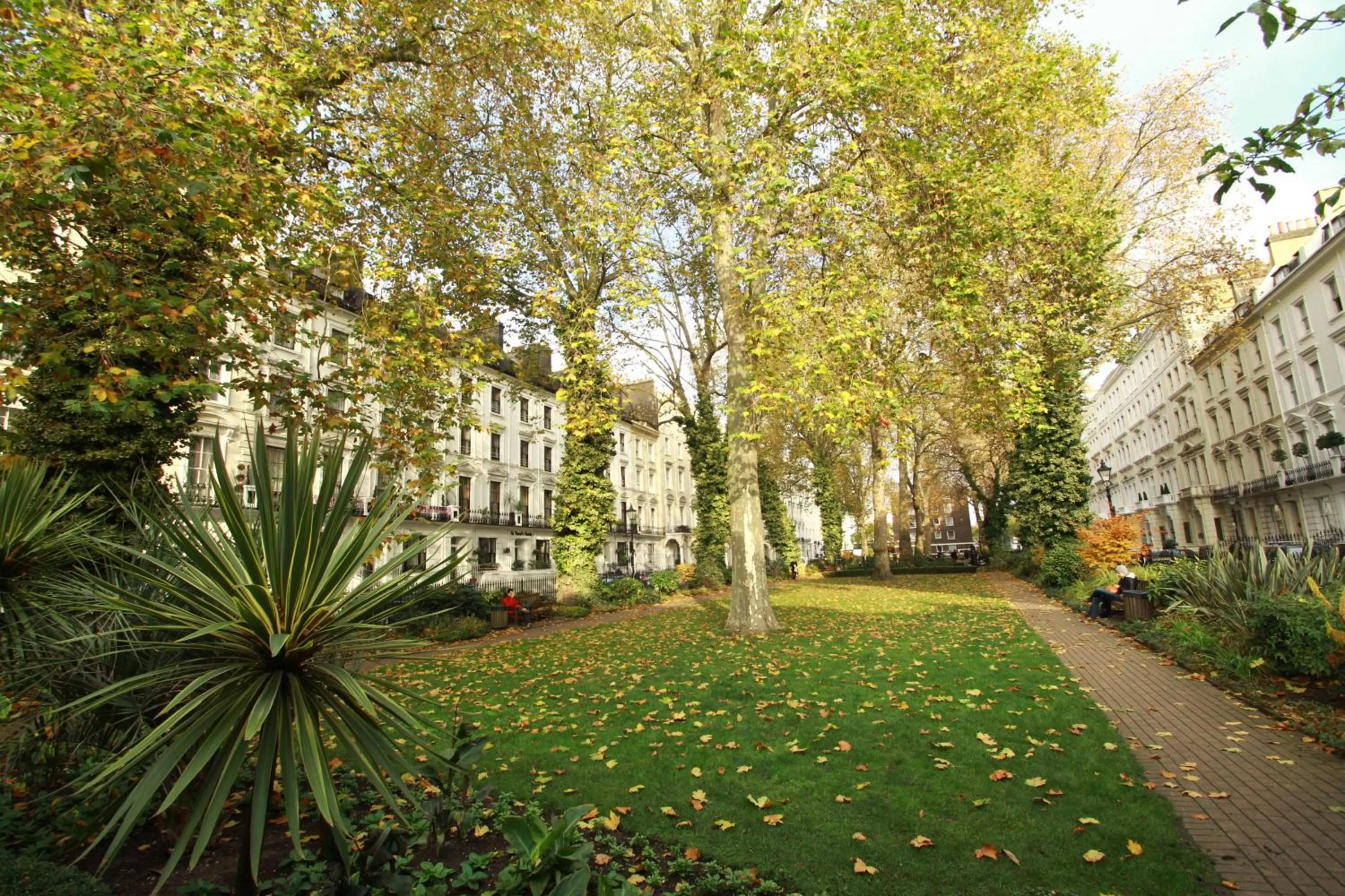 Property building in St. David's Hotels Paddington
