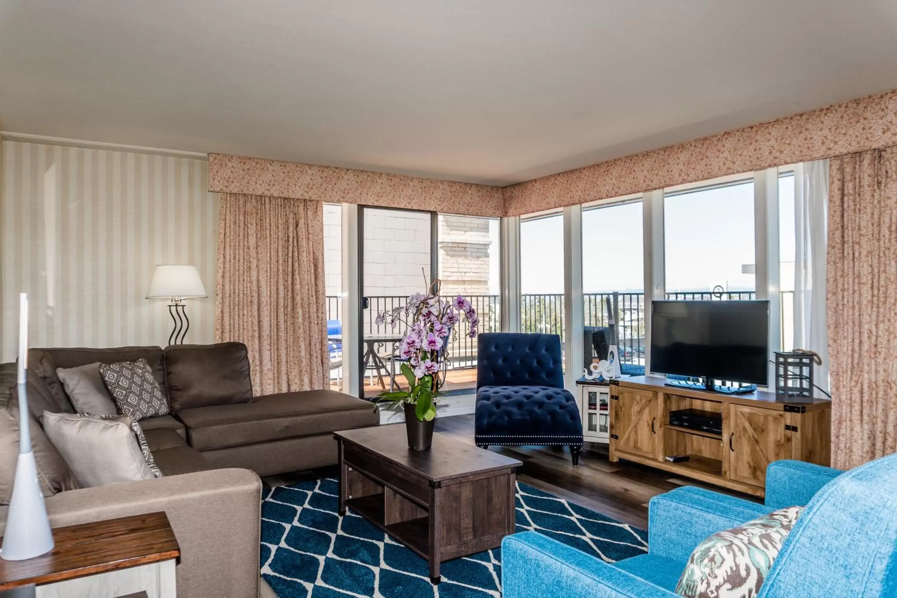 Living room, Seating Area in The Wharf Inn