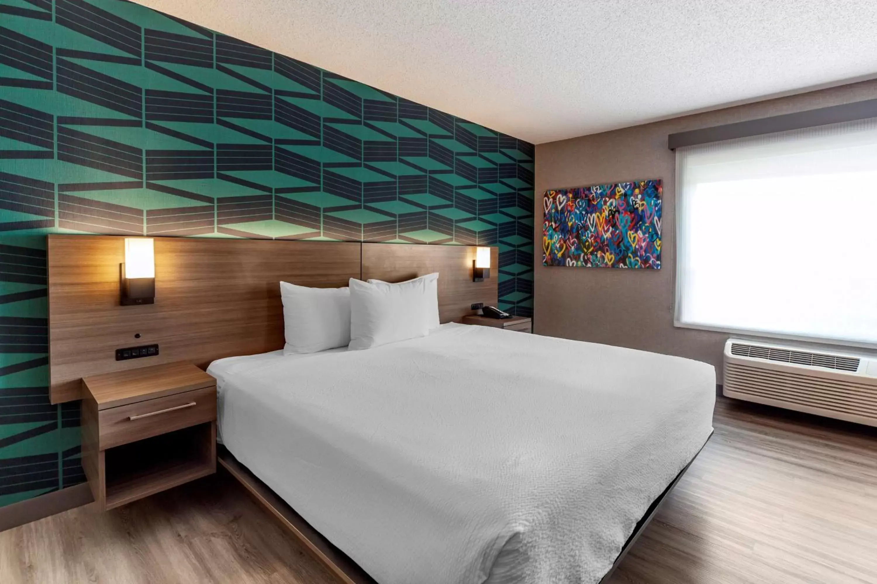 Bedroom, Bed in Best Western Plus West Edmonton
