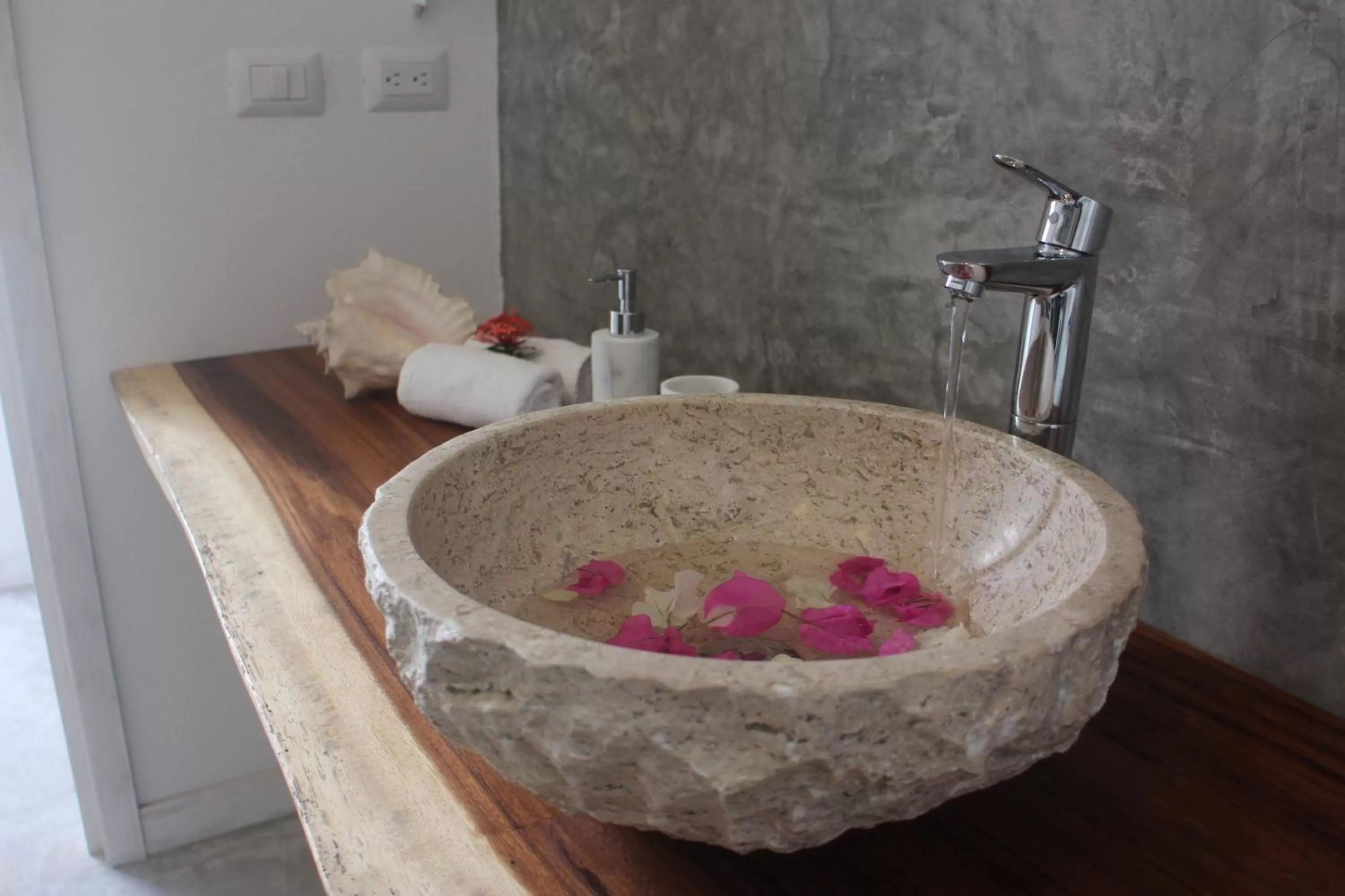 Bathroom in Little Gem Hotel Tulum La Veleta