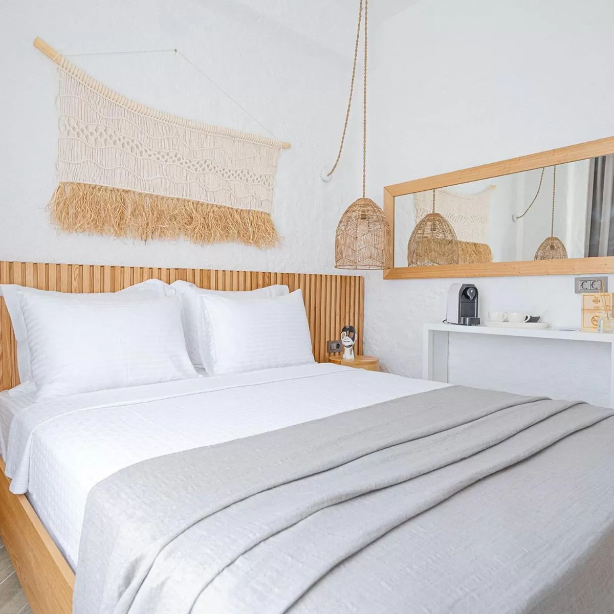 Bed in Voger Alaçatı Silence