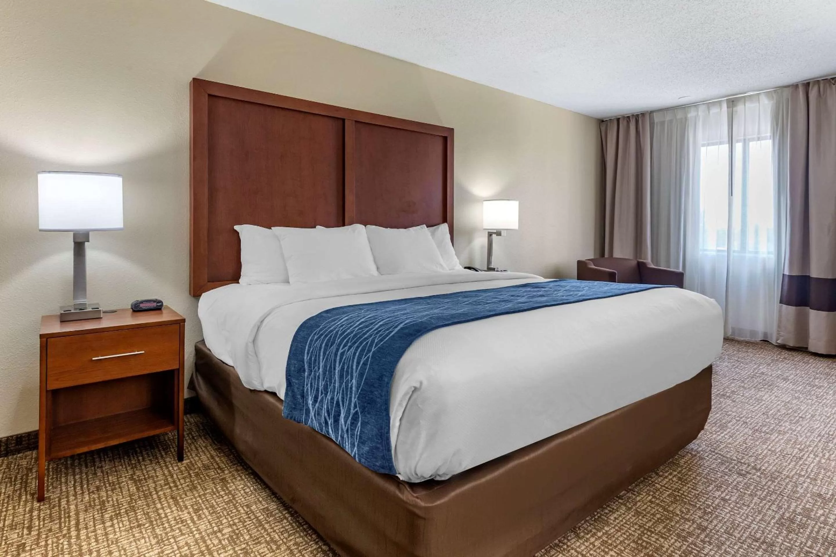 Photo of the whole room, Bed in Comfort Inn & Suites Spring Lake - Fayetteville near Fort Bragg