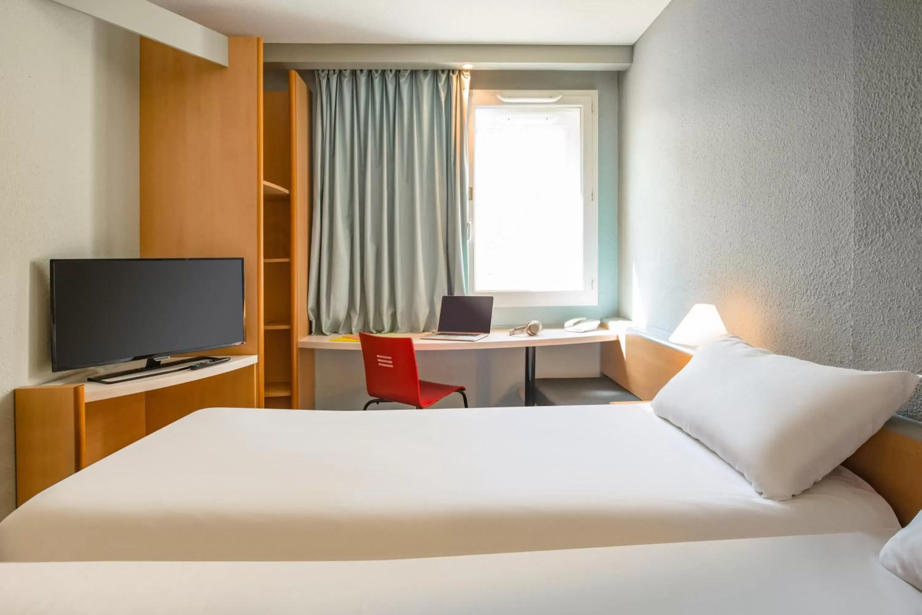 Bed in ibis Saint Rambert d'Albon