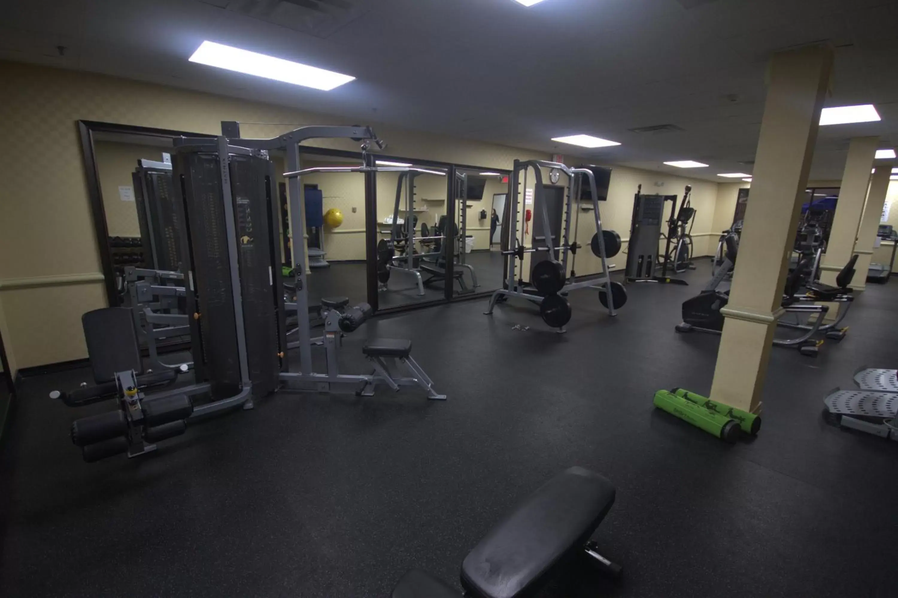 Fitness centre/facilities, Fitness Center/Facilities in Atrium Hotel and Suites DFW Airport