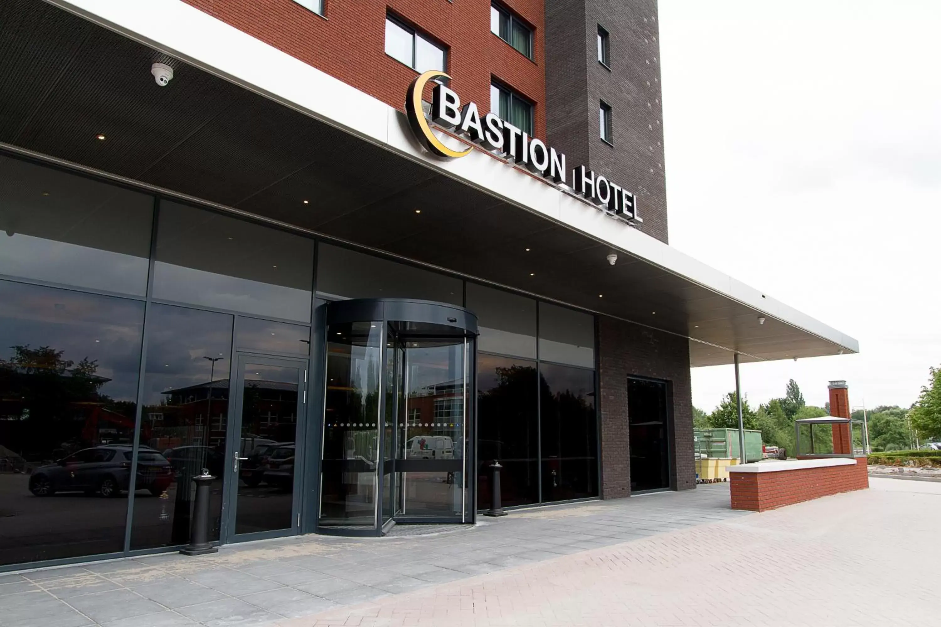 Facade/entrance in Bastion Hotel Eindhoven Waalre Facade/entrance in Bastion Hotel Eindhoven Waalre