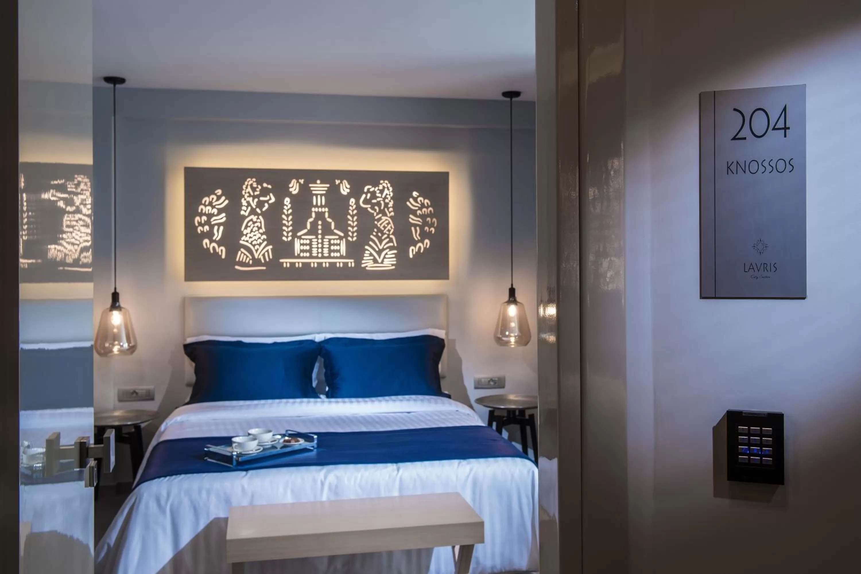 Photo of the whole room, Bed in Lavris City Suites