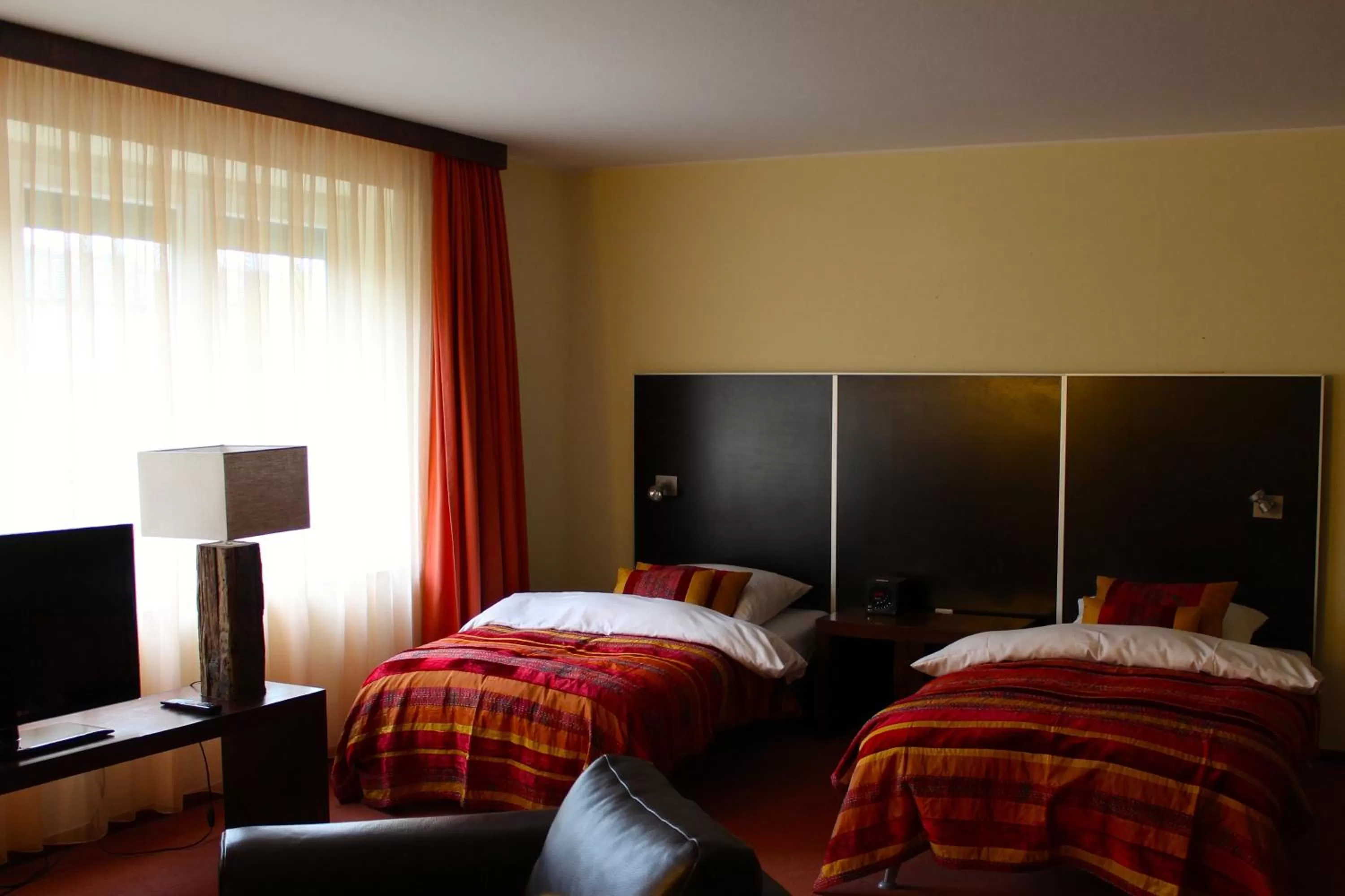 Bedroom, Bed in Hotel Donnersberg