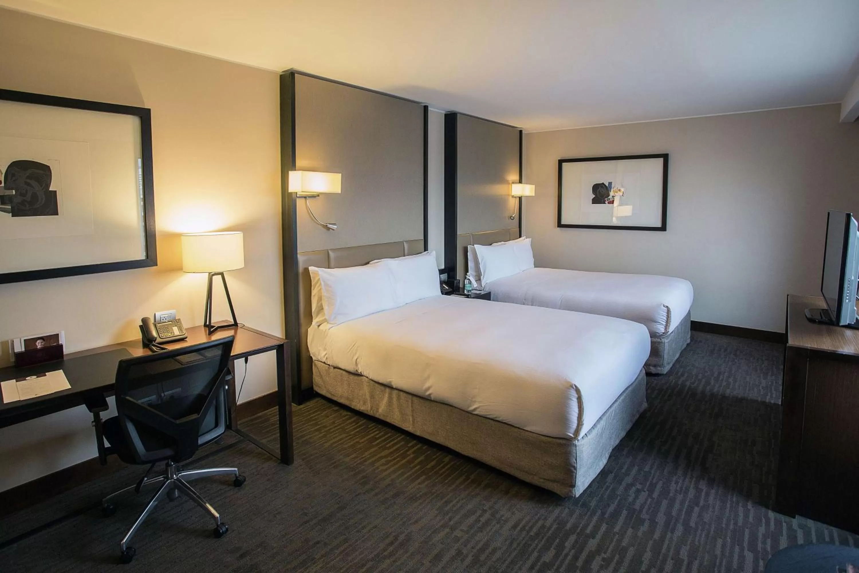 Bedroom, Bed in DoubleTree by Hilton Santiago - Vitacura