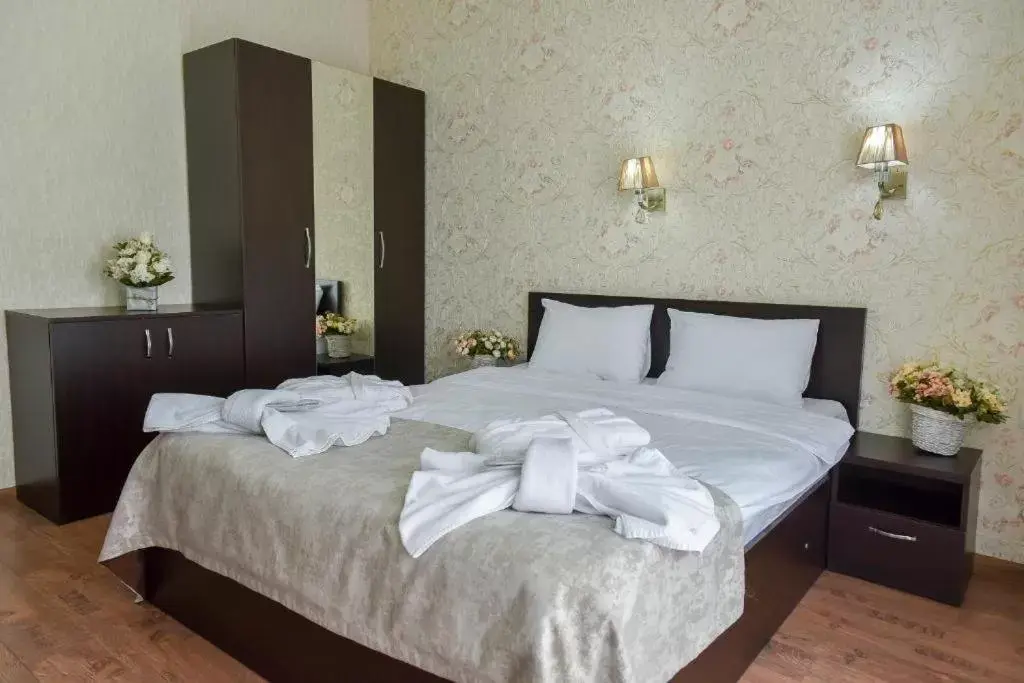 Bed in MariaLuis Hotel