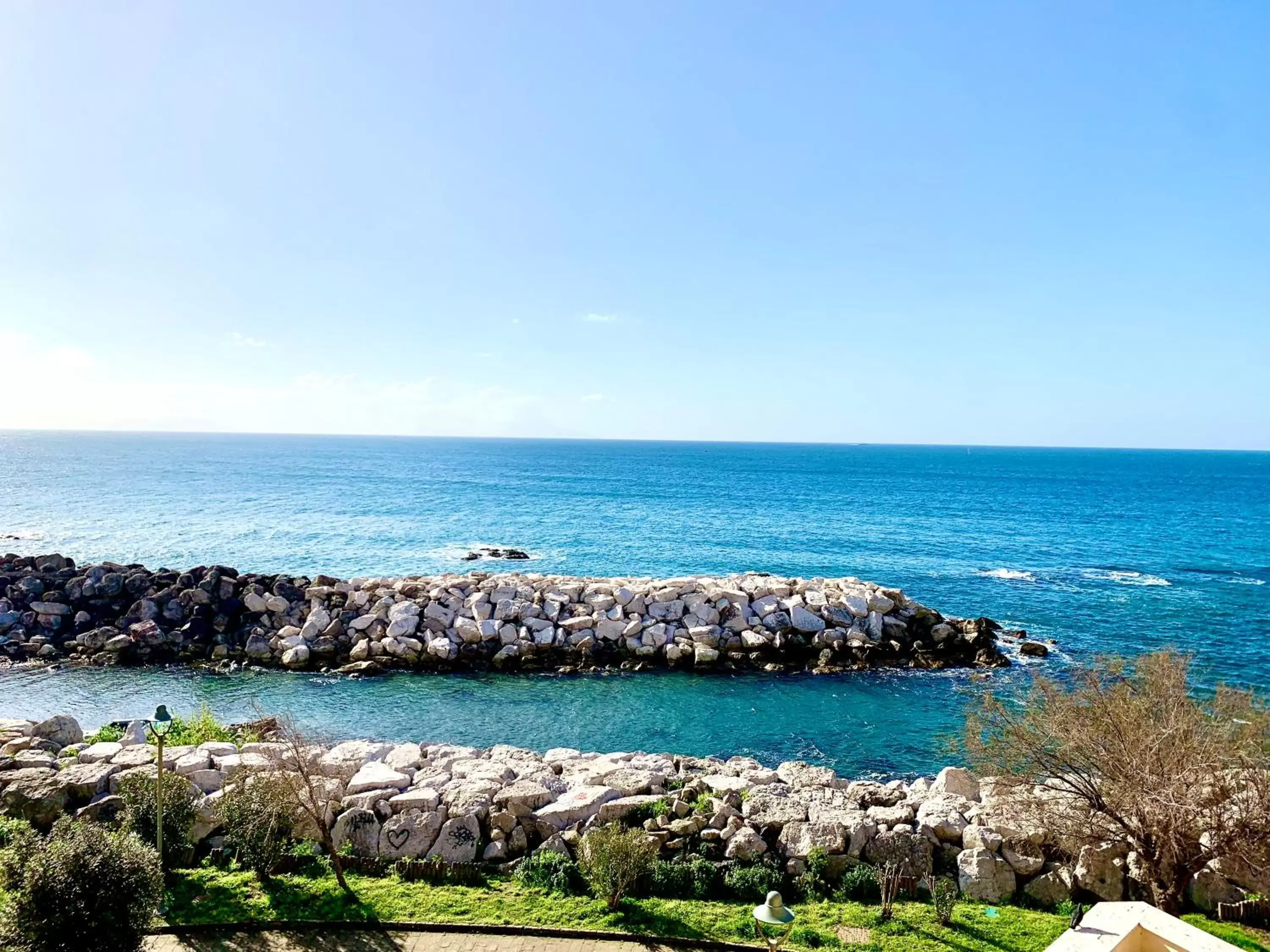 Beach in Artis Mare