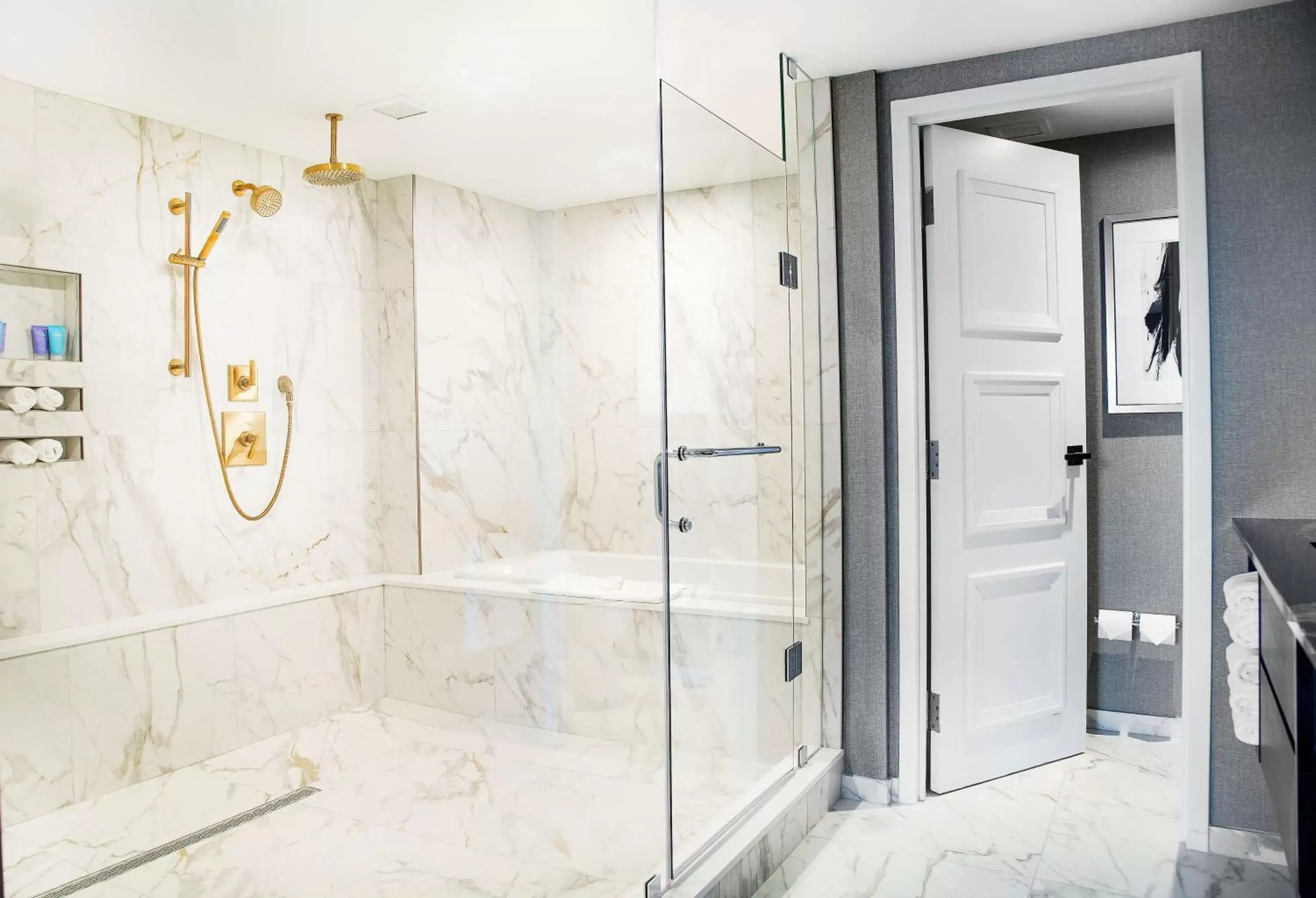 Bathroom in The Yorkville Royal Sonesta Hotel Toronto