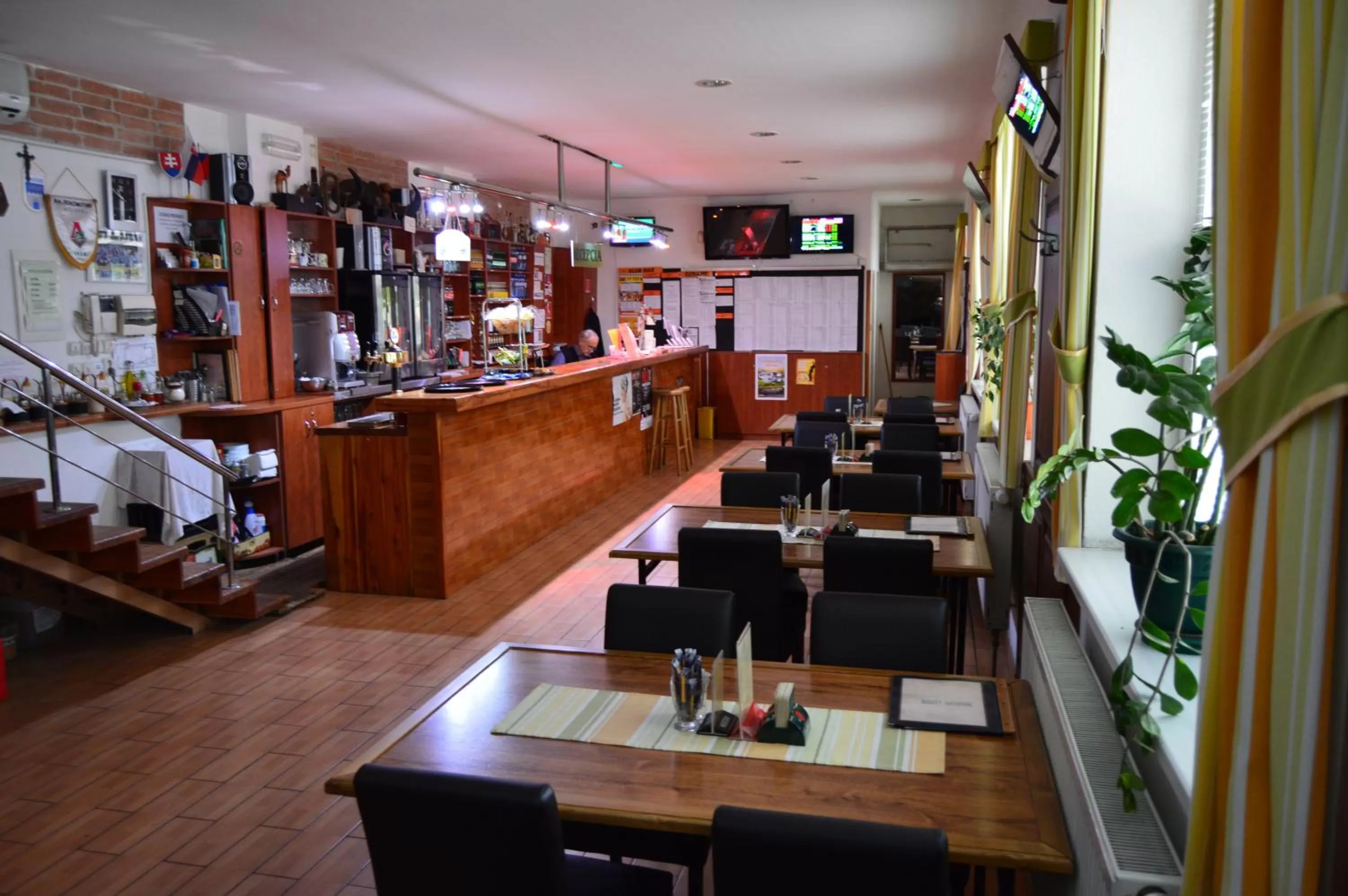 Restaurant/places to eat in Penzion PKO Nitra