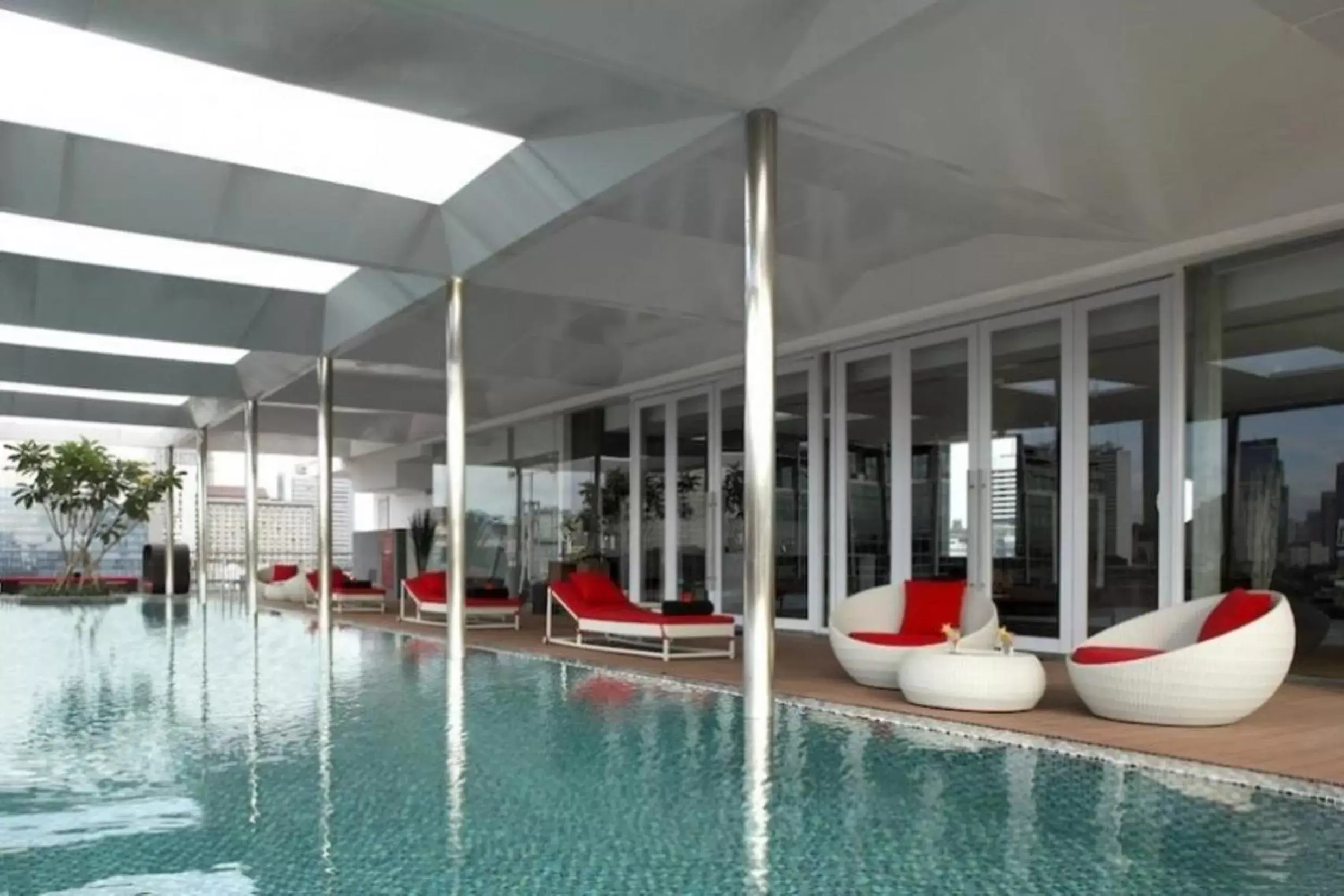 Swimming Pool in Morrissey Hotel Residences