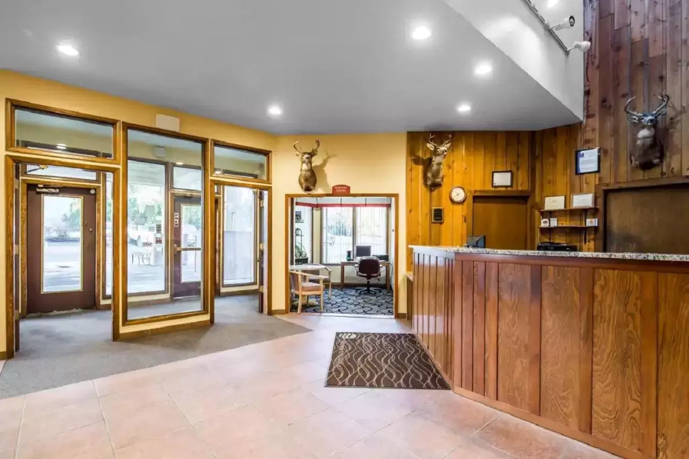 Lobby or reception in Quality Inn Kodiak Lobby or reception in Quality Inn Kodiak