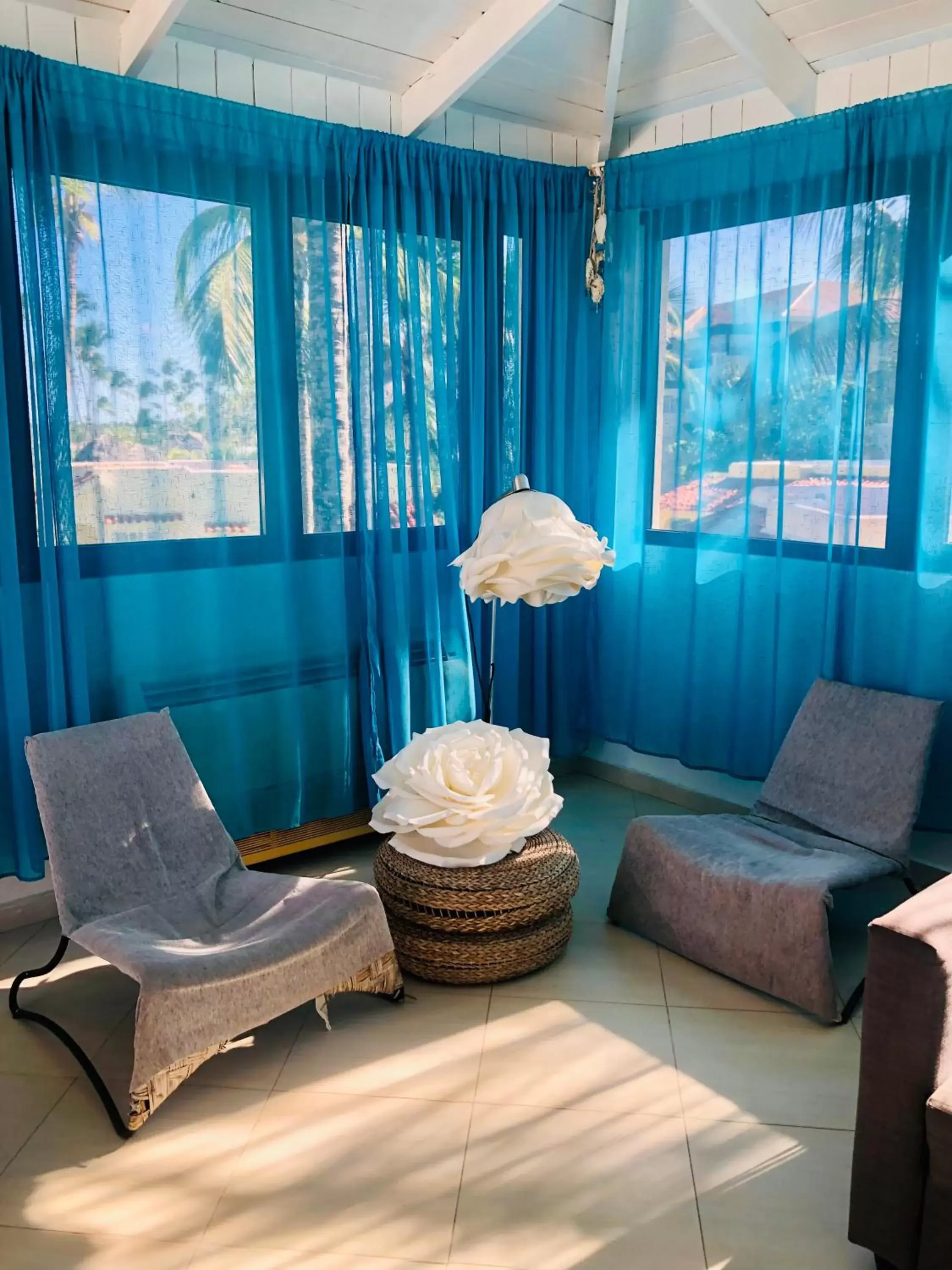 Seating Area in Los Corales Luxury Villas Beach Club and Spa
