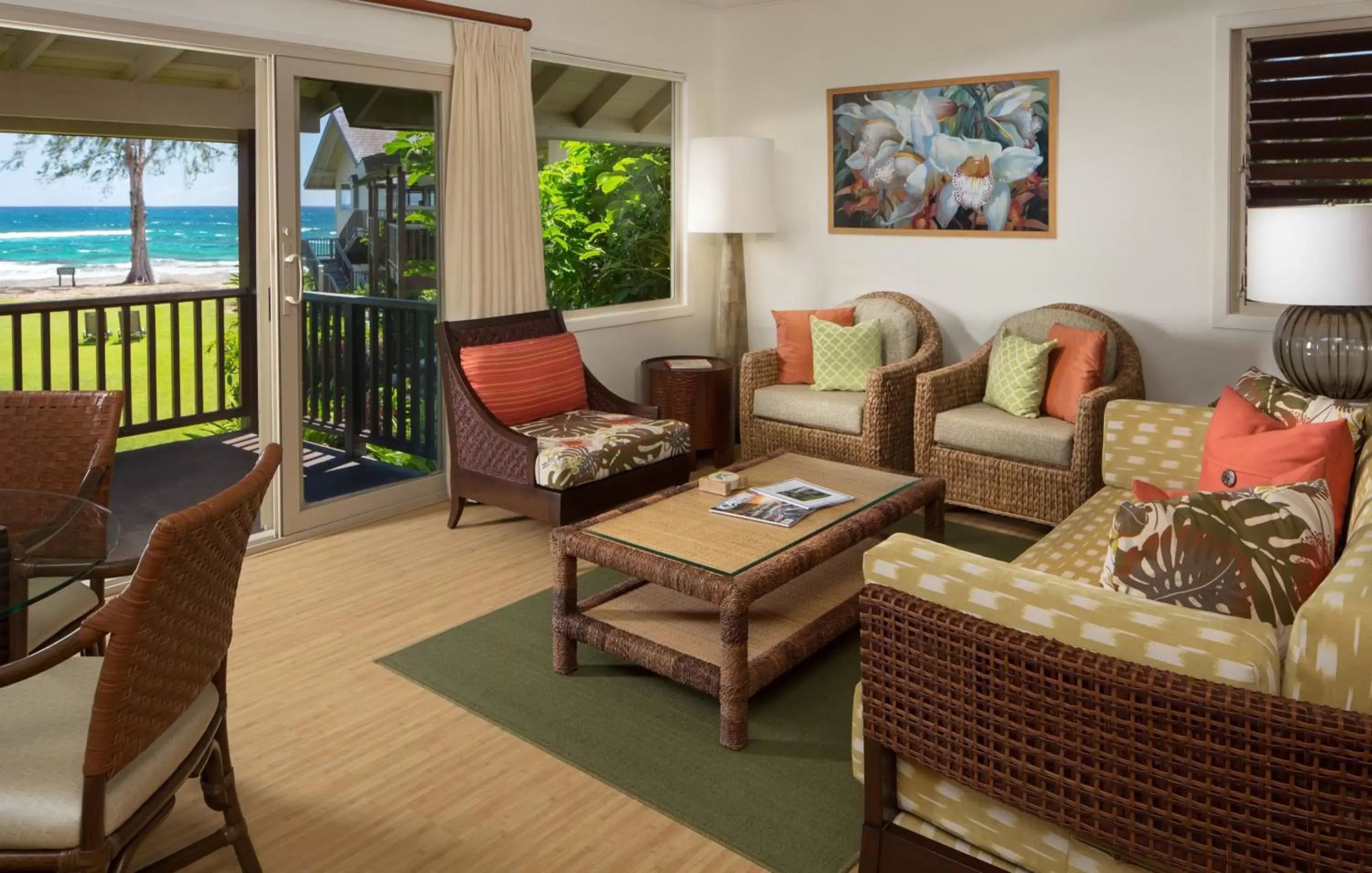 Living room, Seating Area in Hanalei Colony Resort