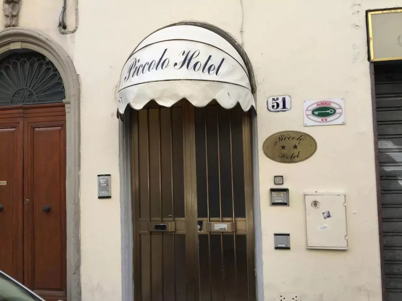 Facade/entrance in PICCOLO HOTEL Con Access ZTL !!! Ɲel Ƈentro Storico di Ƒirenze !!!