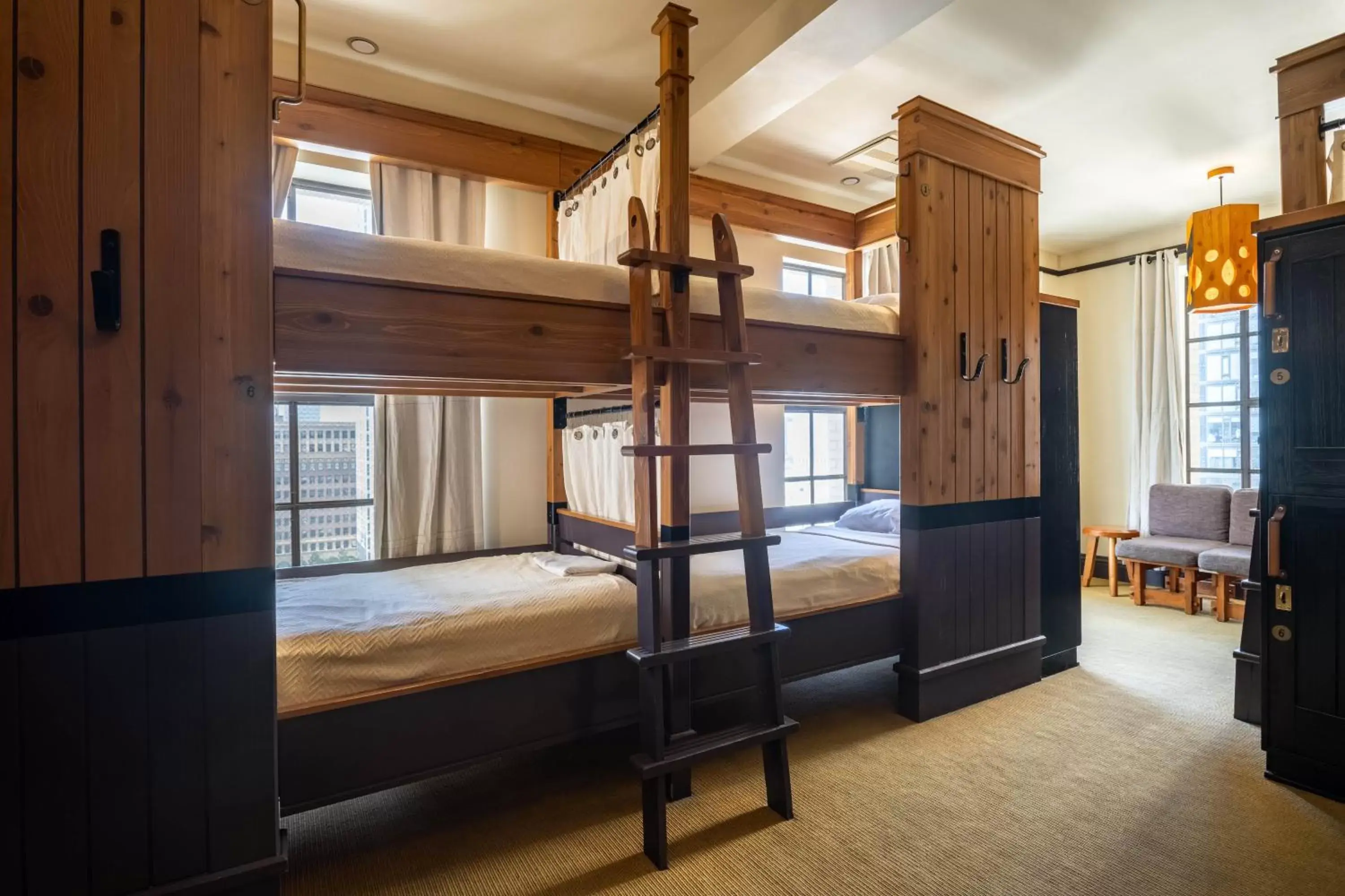 Bedroom, Bunk Bed in Freehand Los Angeles