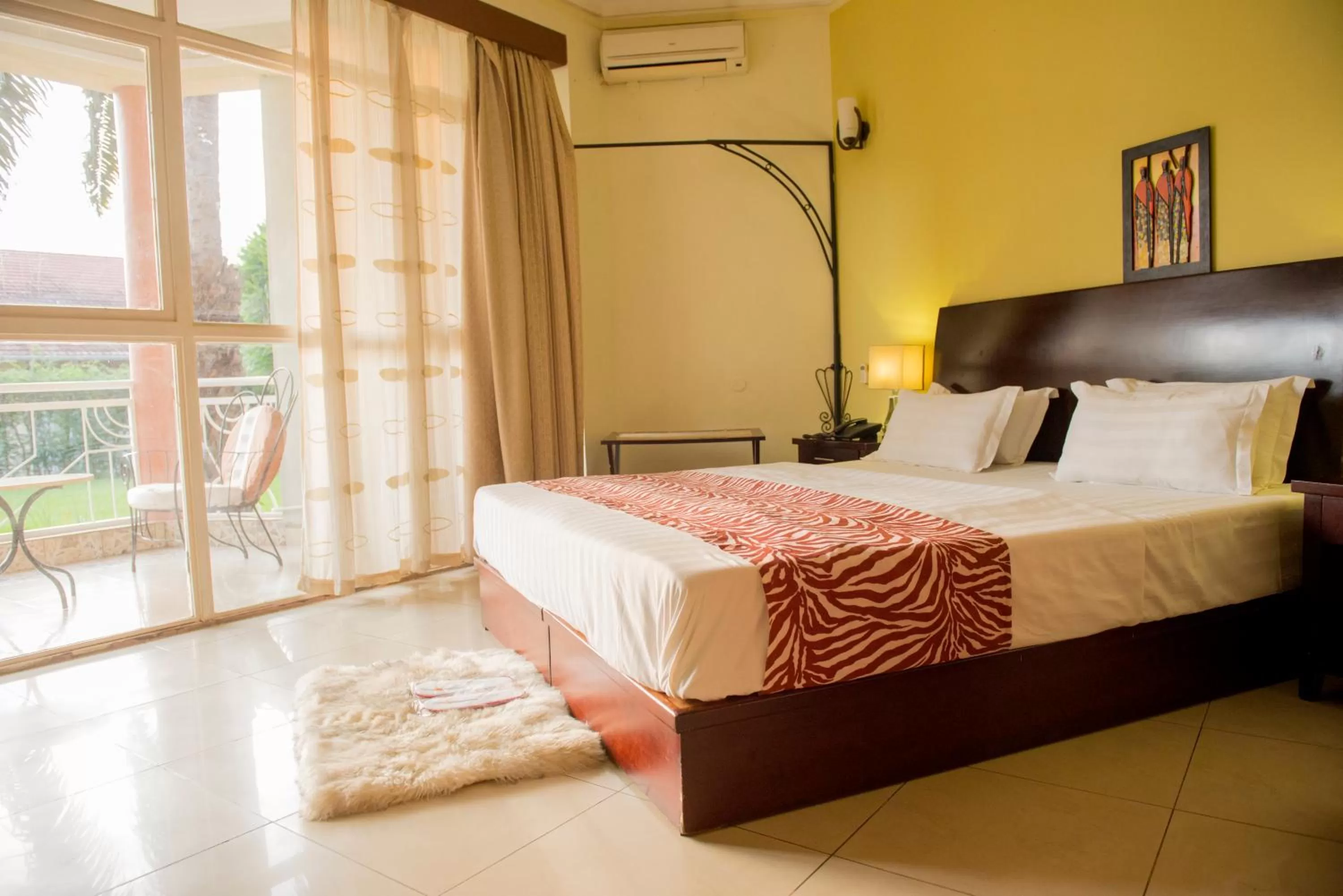 Bed in Hotel Safari Gate