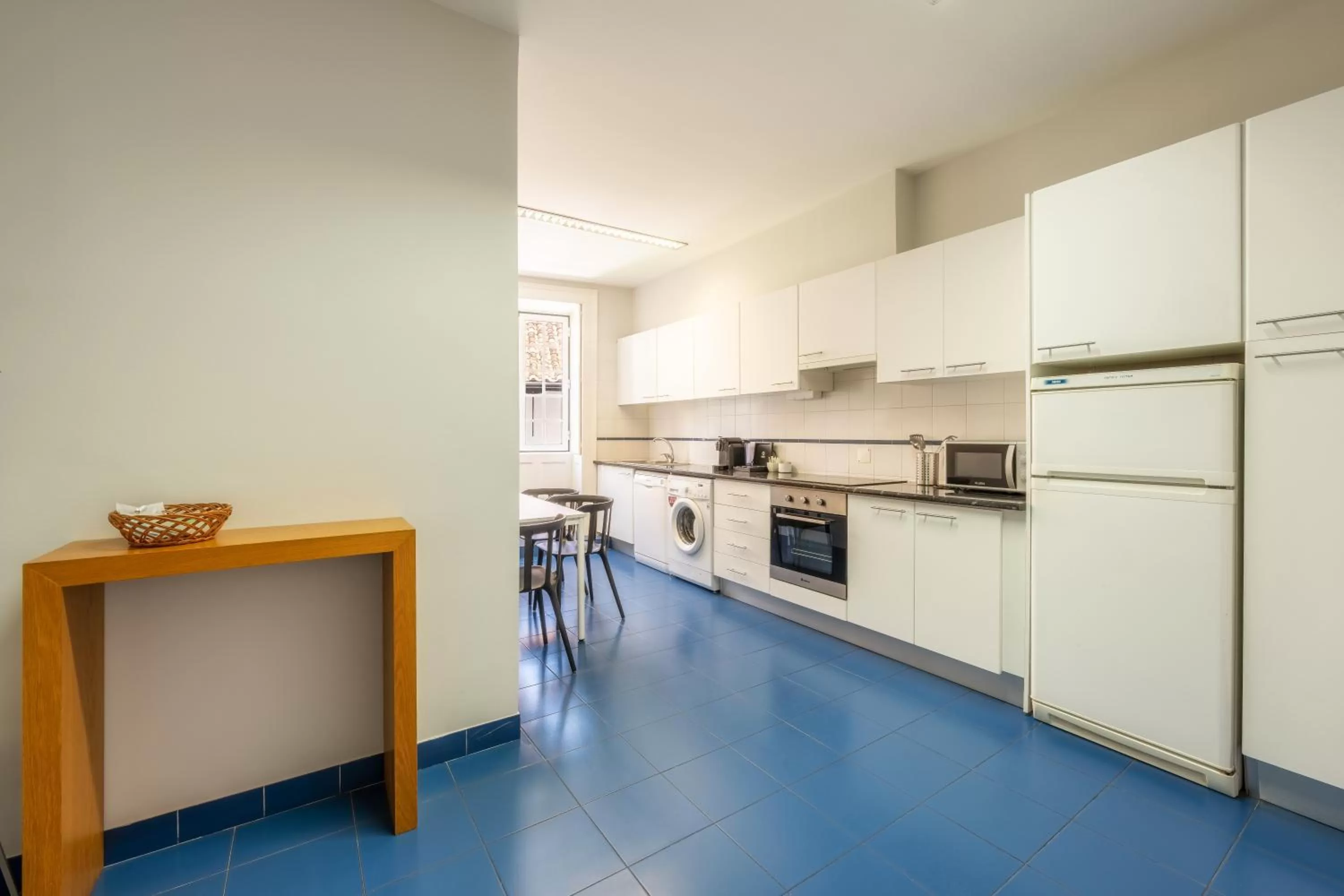 Kitchen or kitchenette in The Wine Lodges by An Island Apart