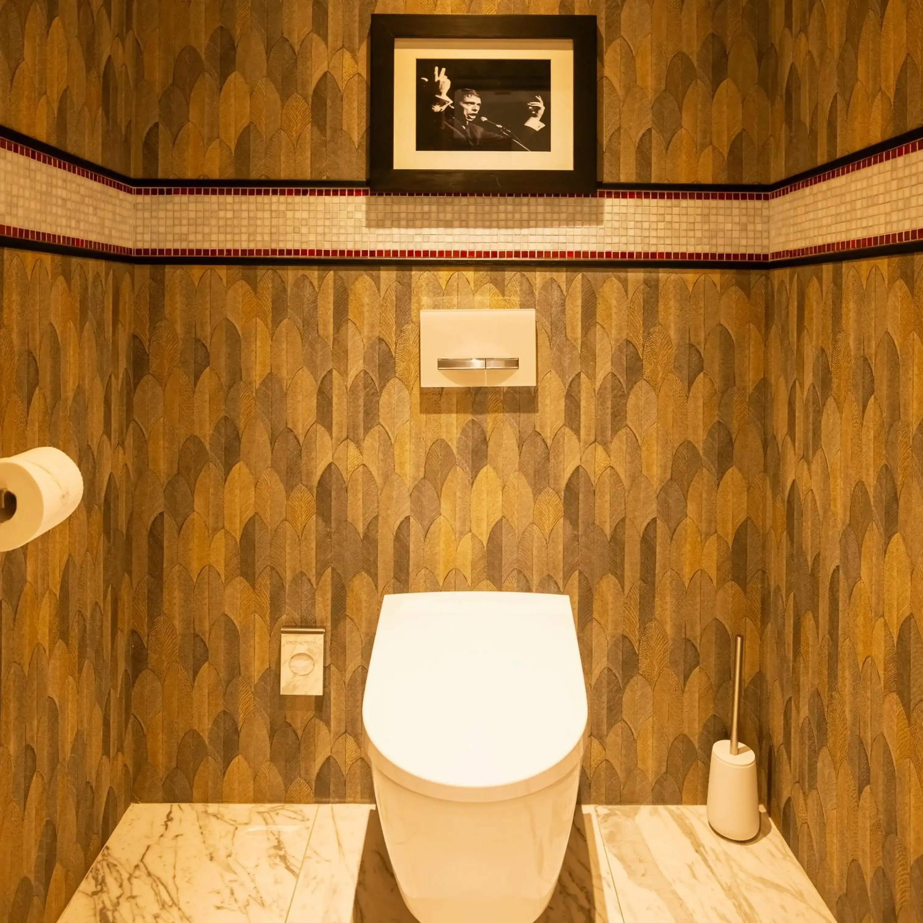 Bathroom in Hôtel Juliana Paris